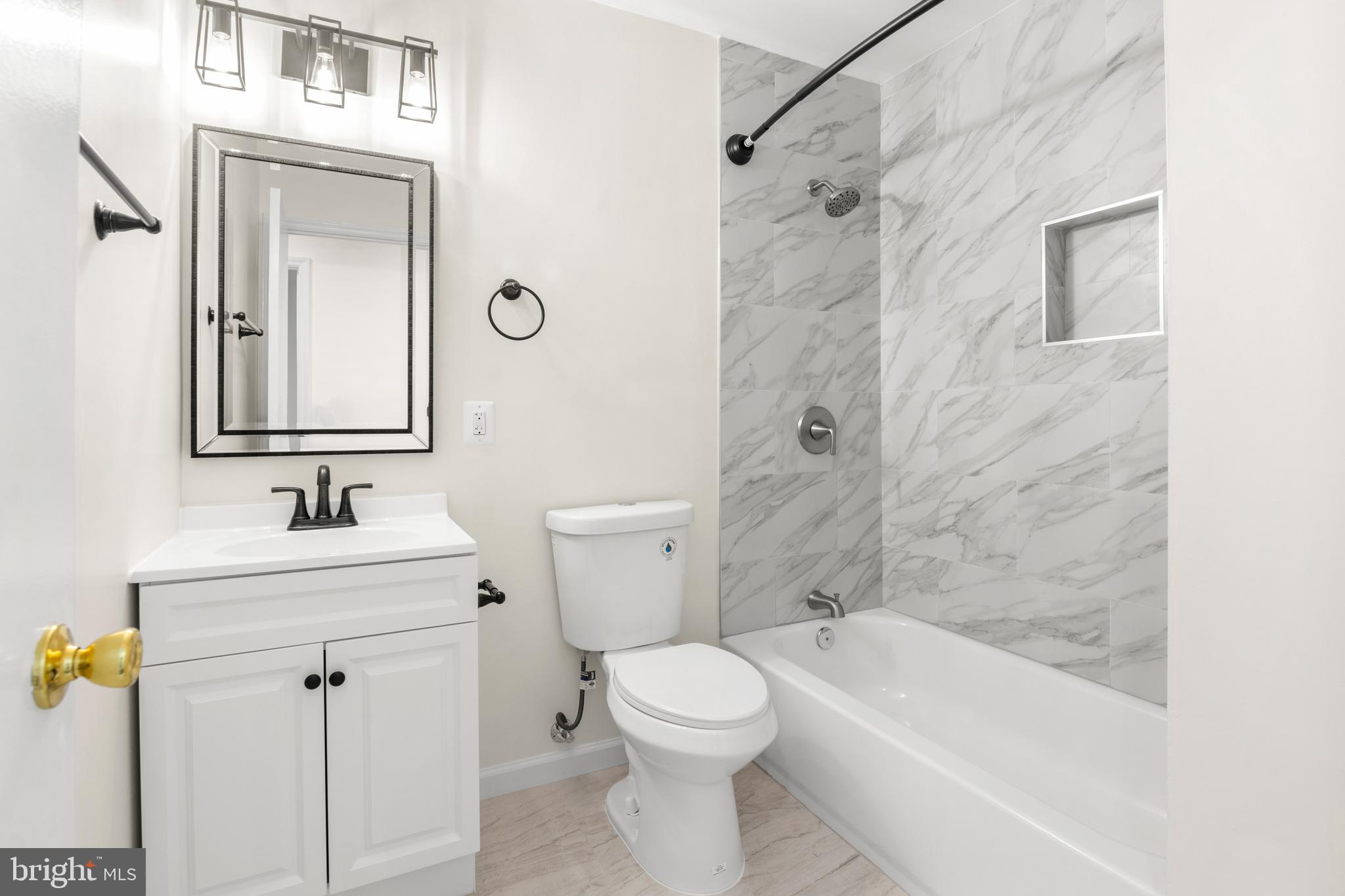 IDLEWILDE ON THE BAY - Residential