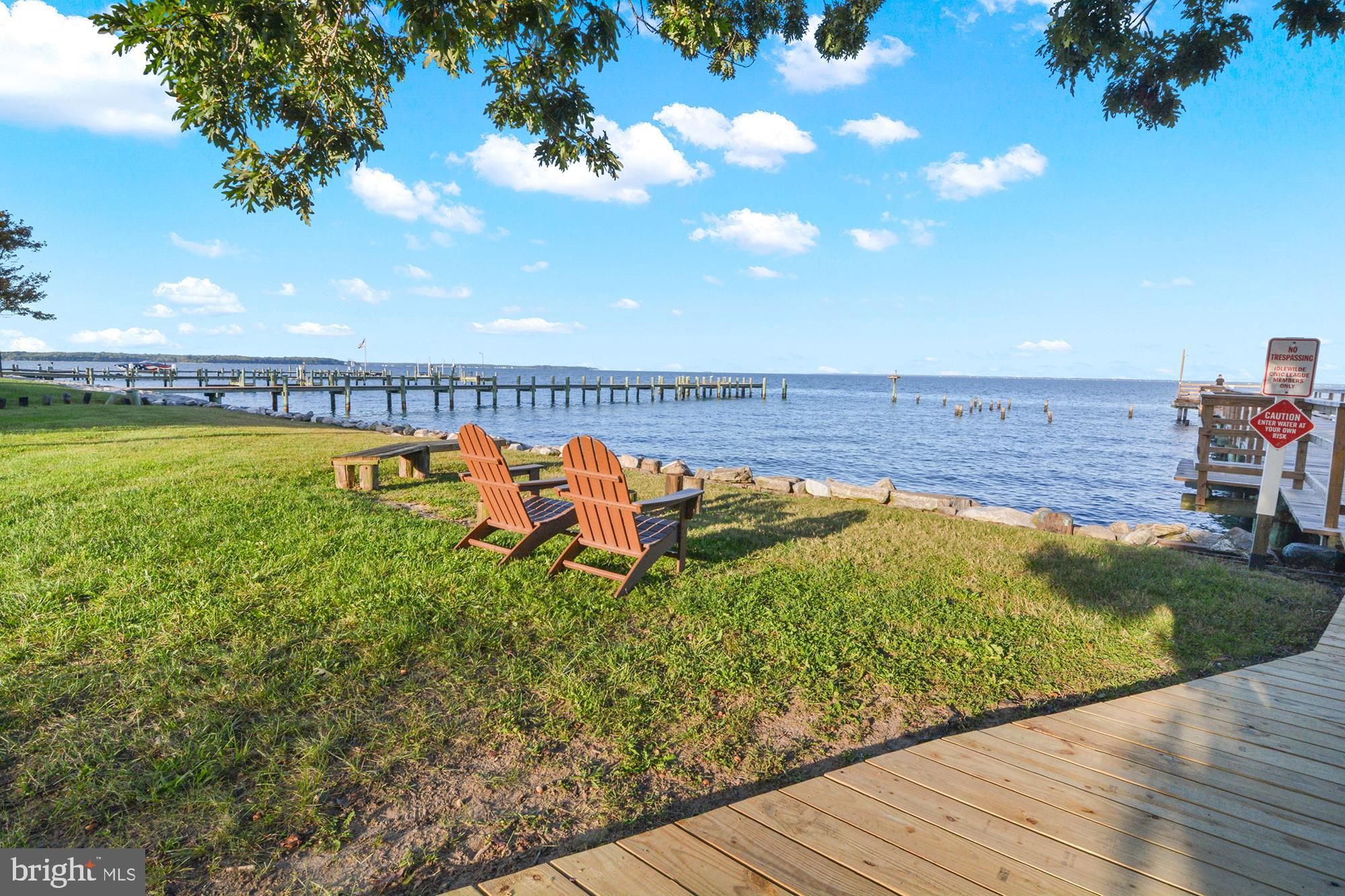 IDLEWILDE ON THE BAY - Residential