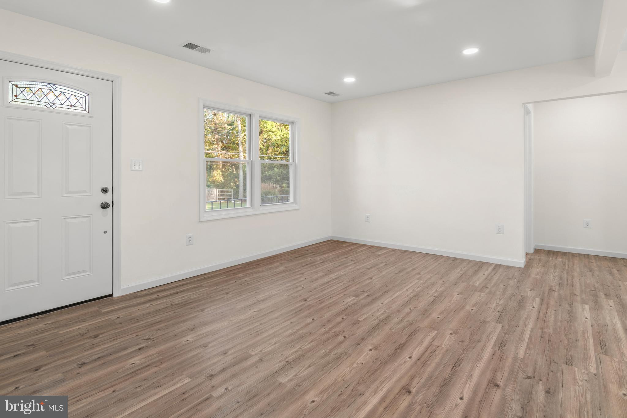 IDLEWILDE ON THE BAY - Residential