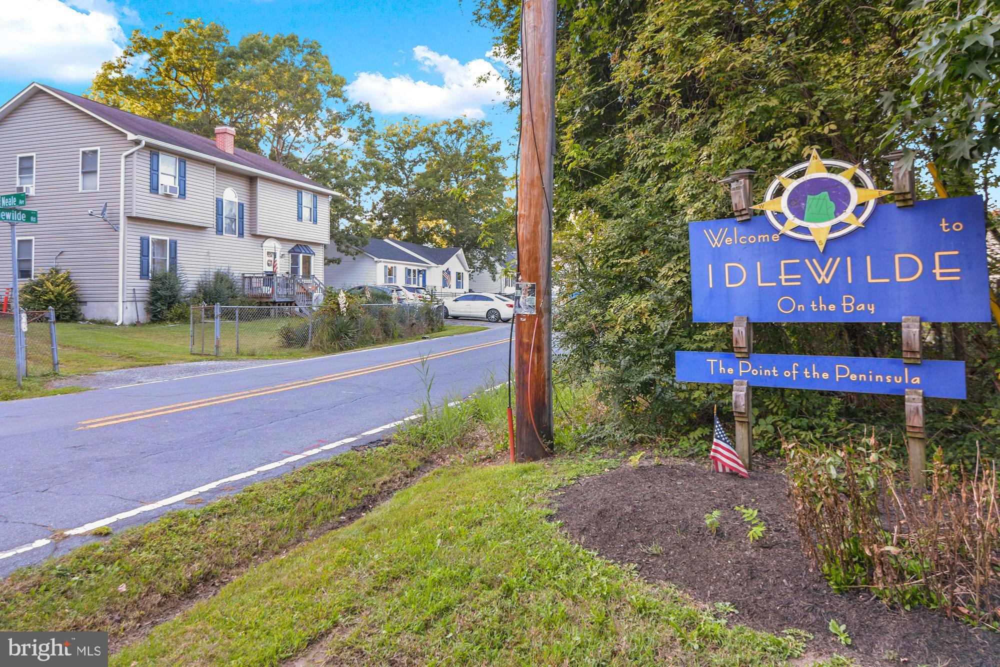 IDLEWILDE ON THE BAY - Residential