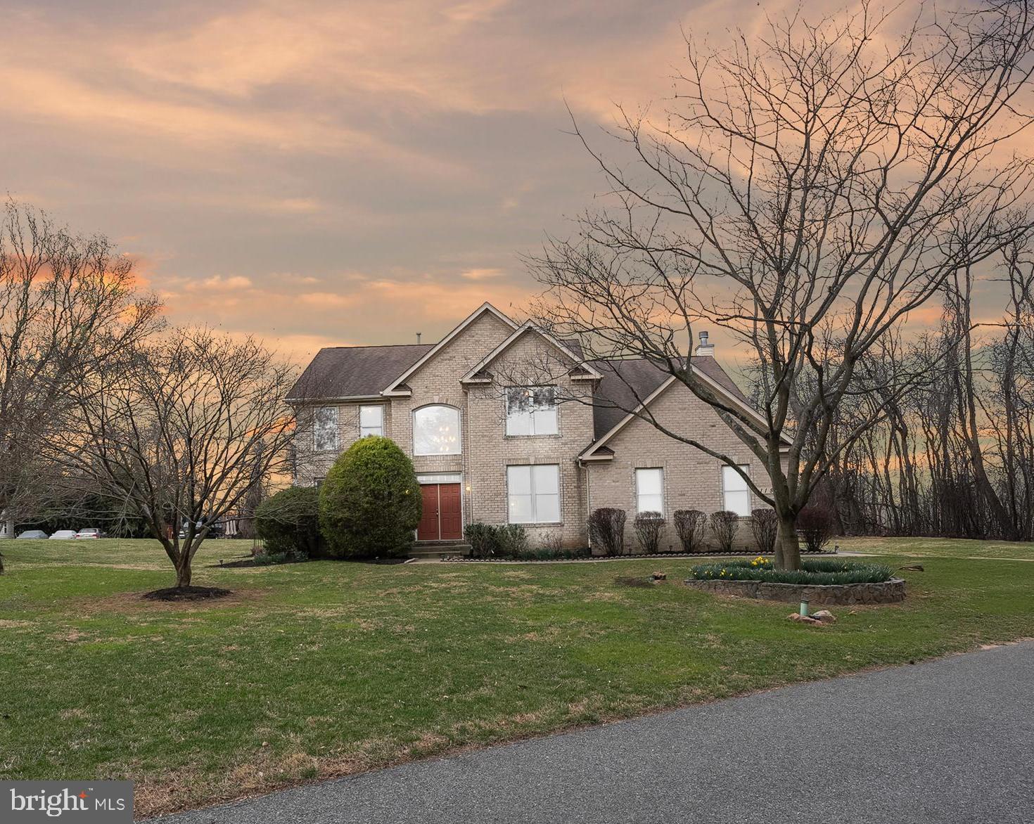 OVERLOOK FARMS - Residential