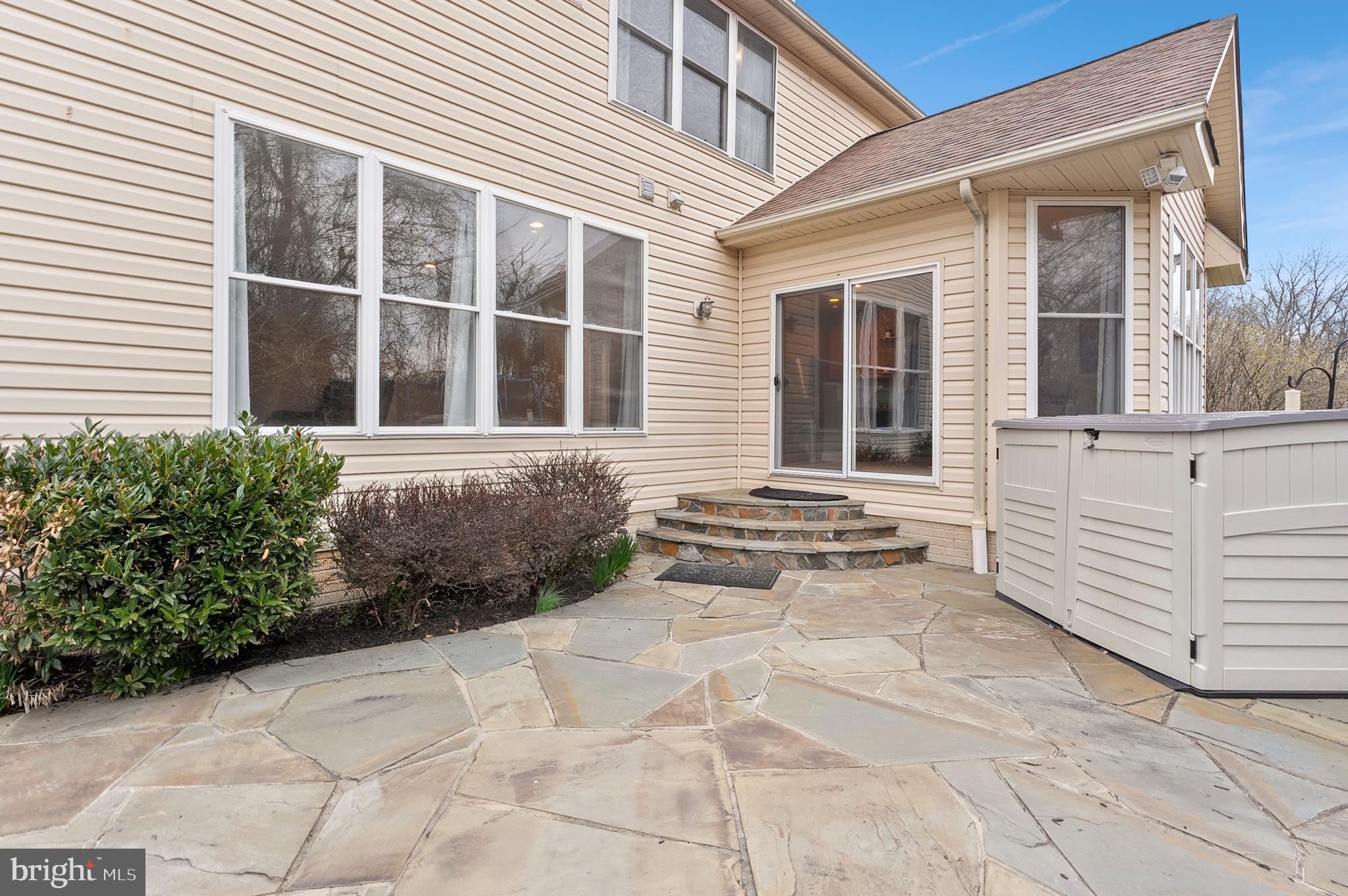 OVERLOOK FARMS - Residential