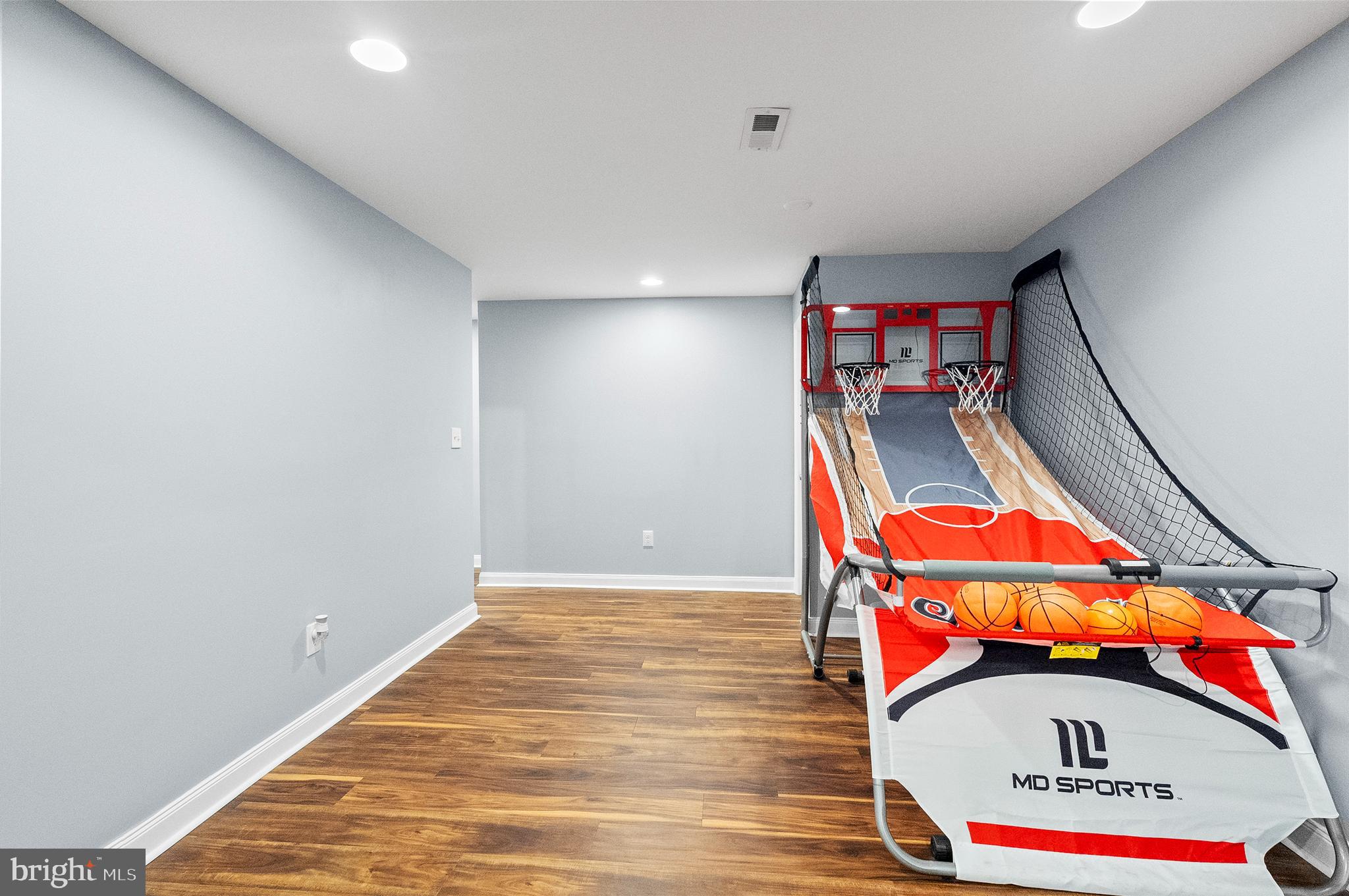 OVERLOOK FARMS - Residential