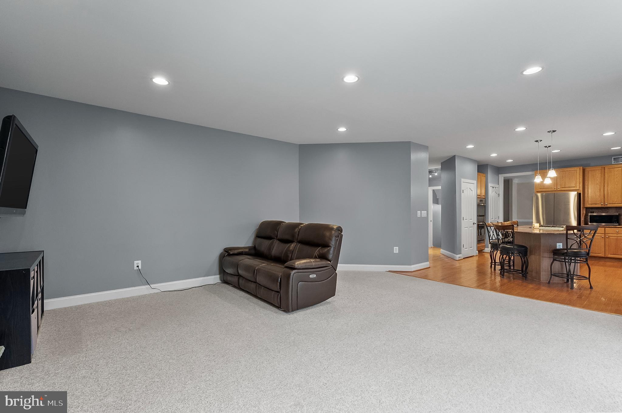 OVERLOOK FARMS - Residential