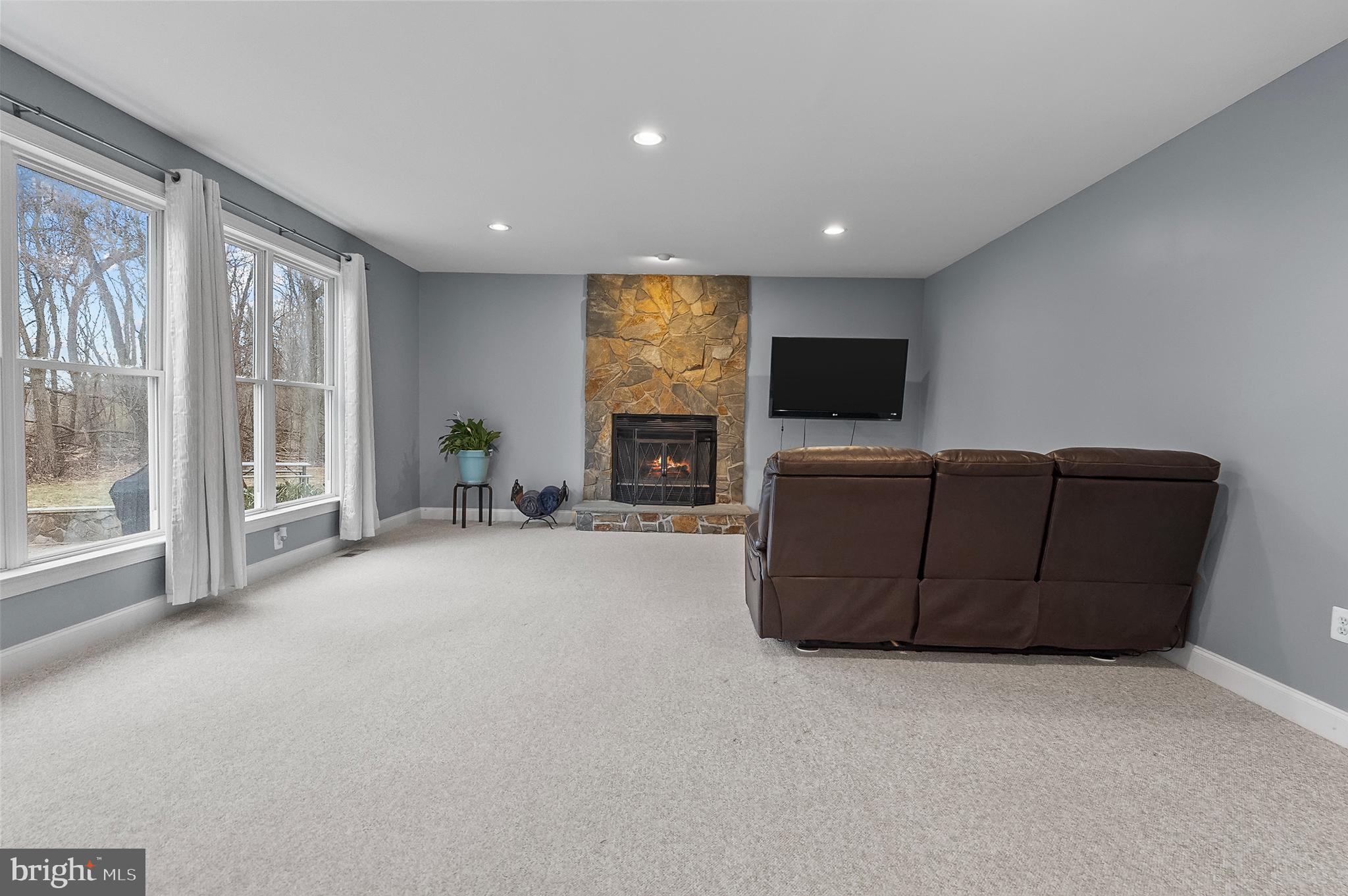 OVERLOOK FARMS - Residential