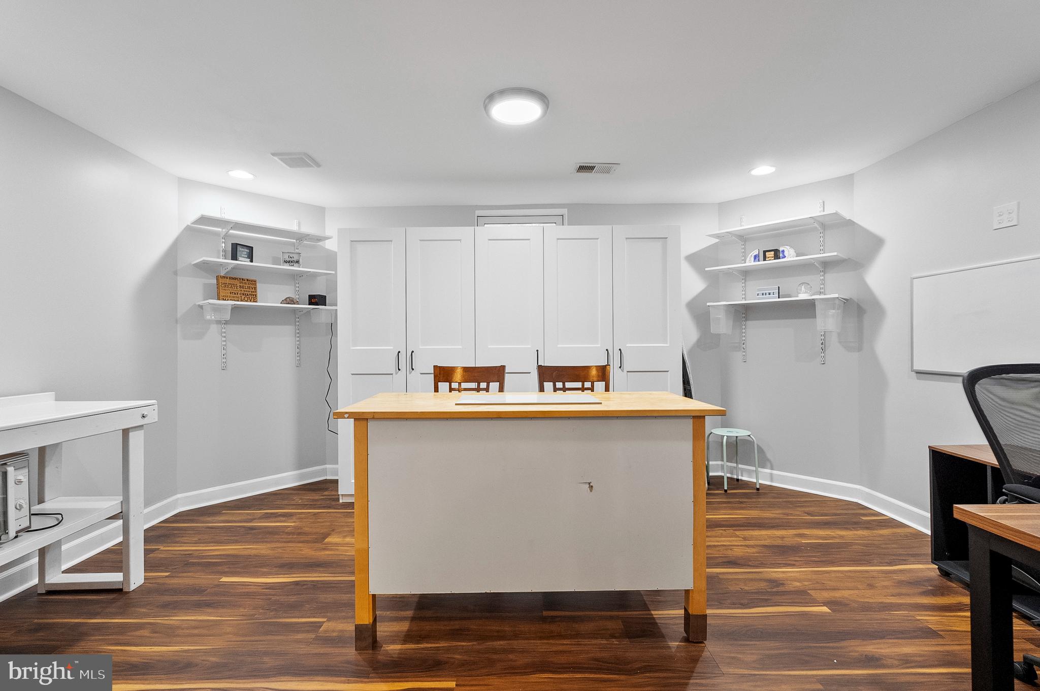 OVERLOOK FARMS - Residential