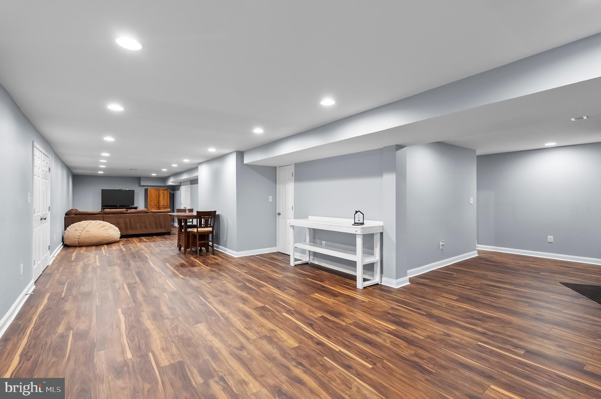 OVERLOOK FARMS - Residential