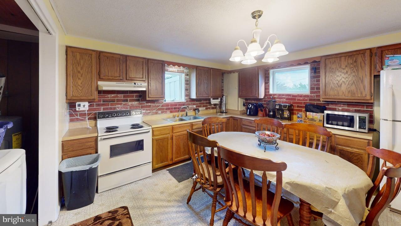 ELLIFRITZ - Residential