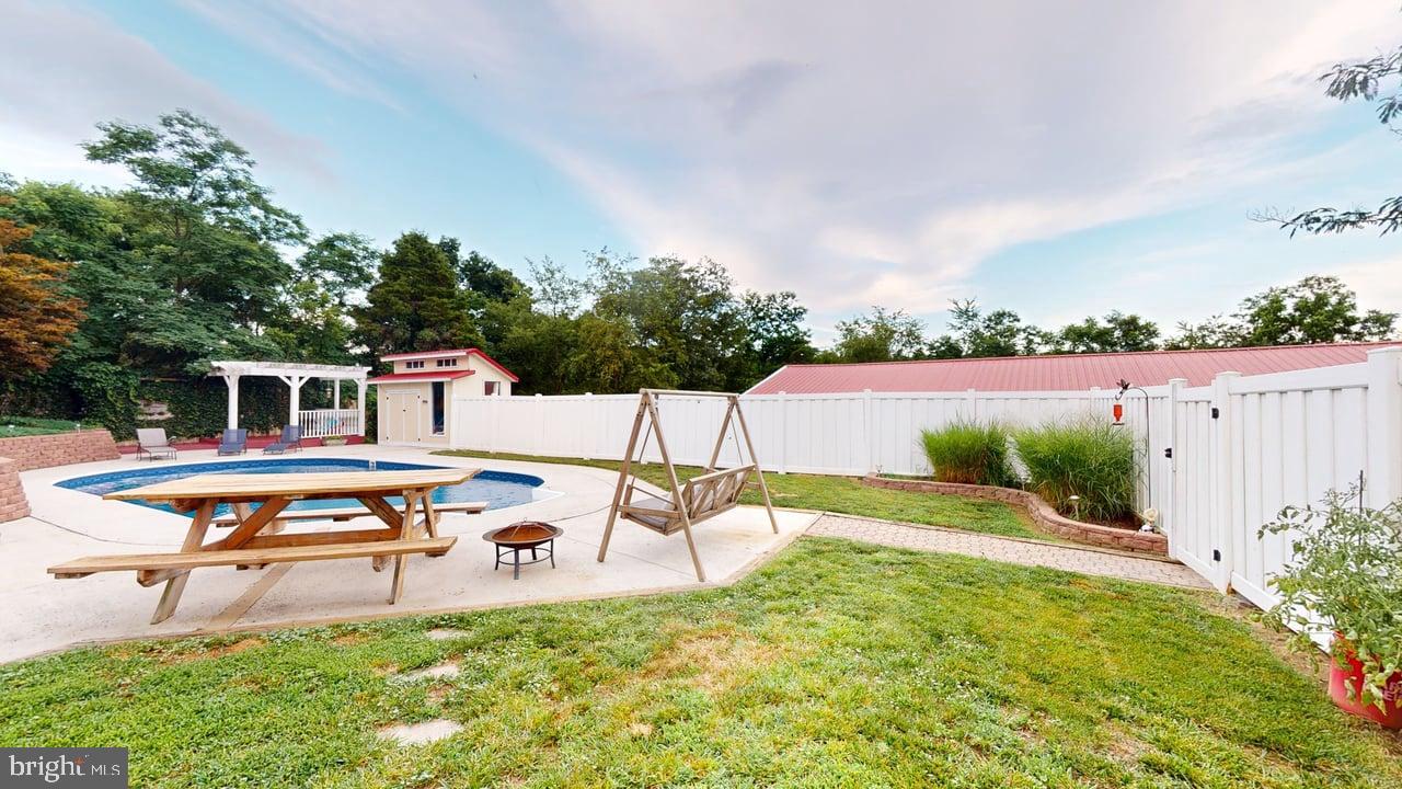 ELLIFRITZ - Residential