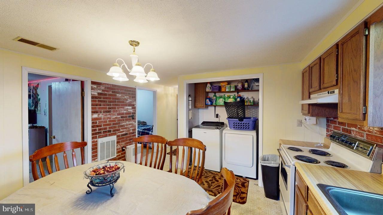 ELLIFRITZ - Residential