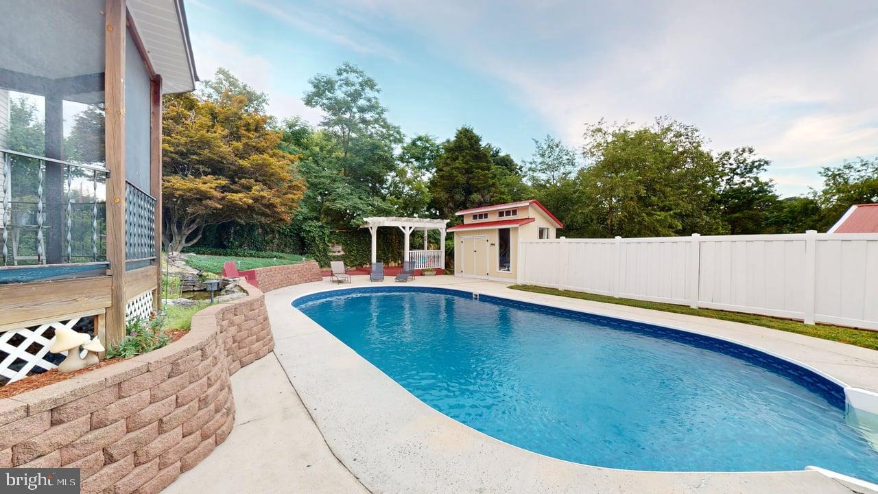 ELLIFRITZ - Residential