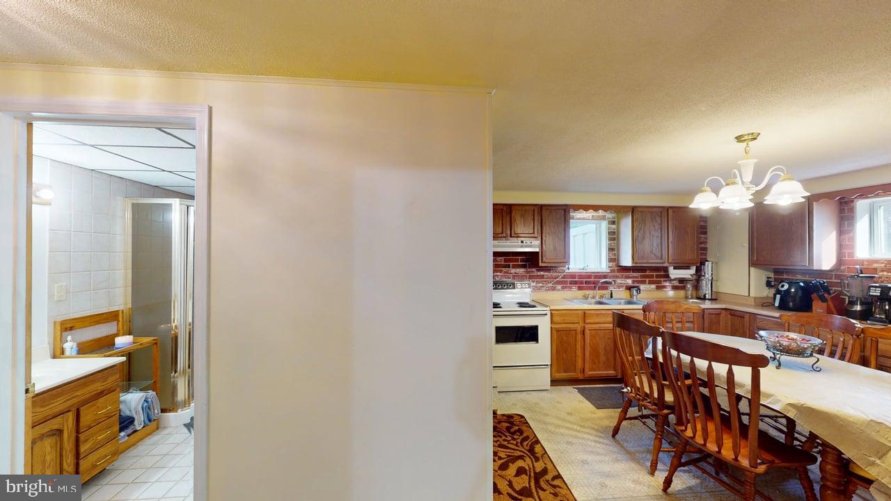 ELLIFRITZ - Residential