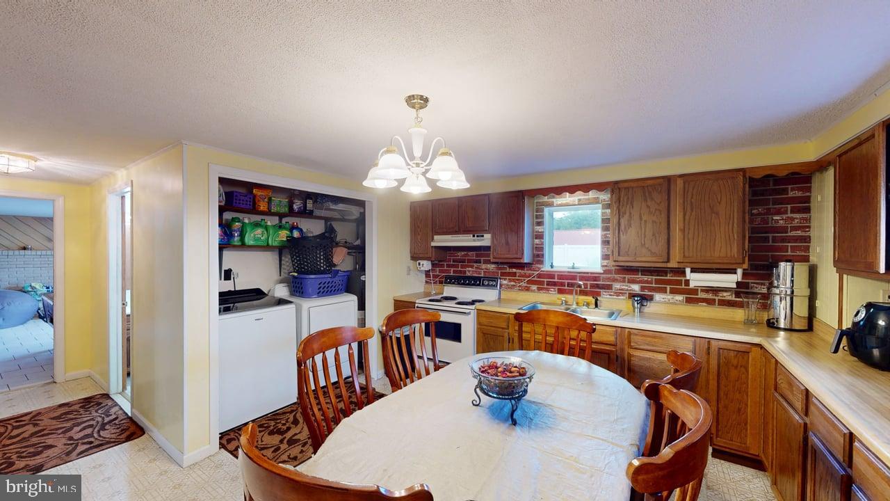 ELLIFRITZ - Residential