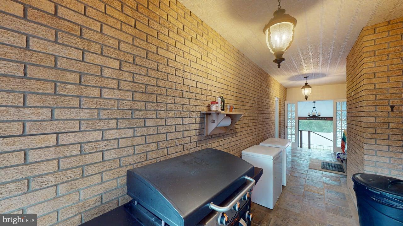 ELLIFRITZ - Residential