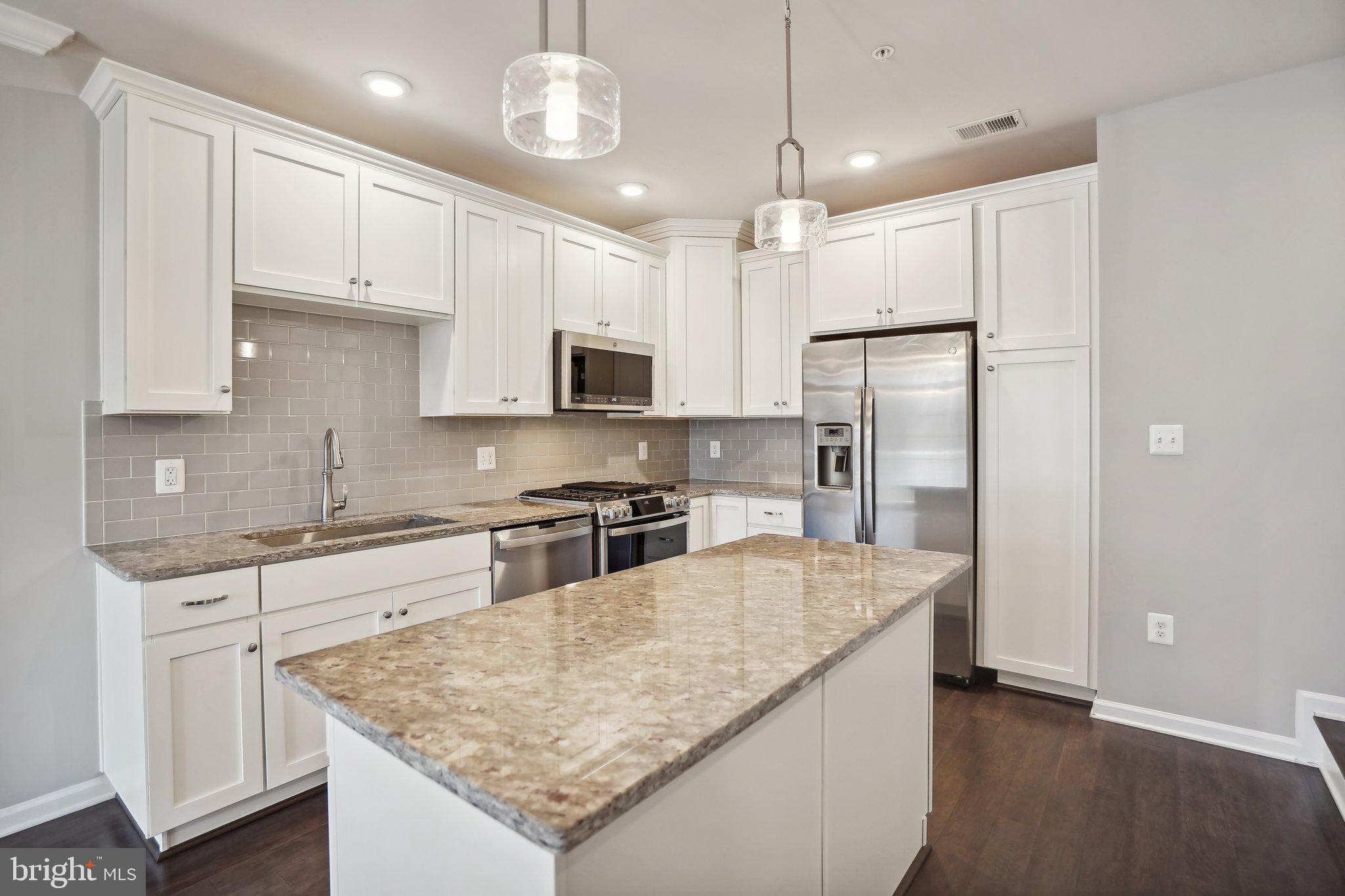 23255 MILLTOWN KNOLL SQUARE 110