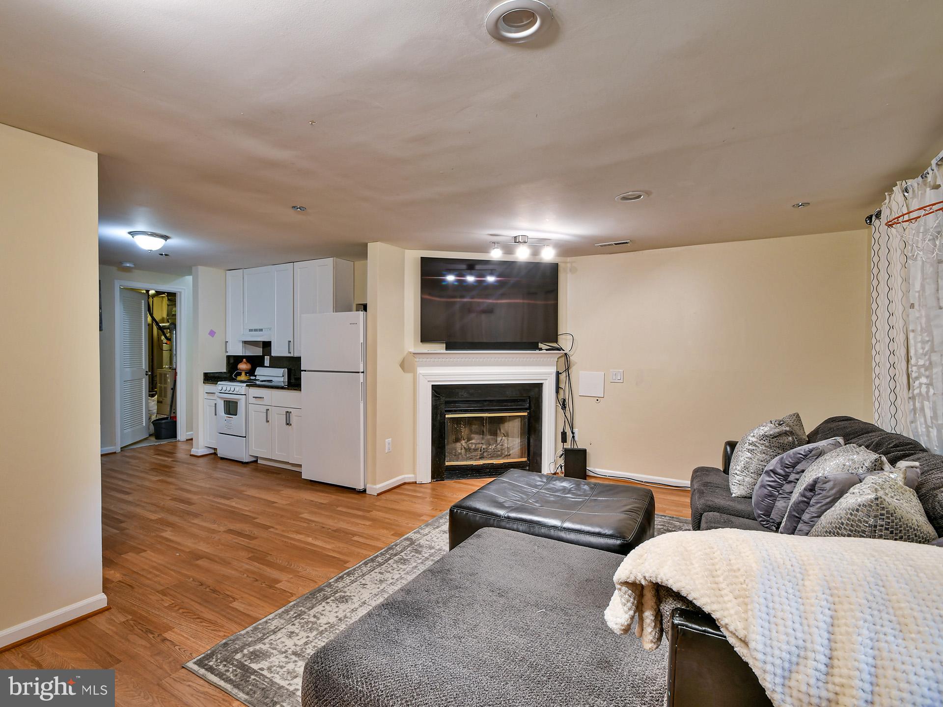 HADLEY FARMS - Residential