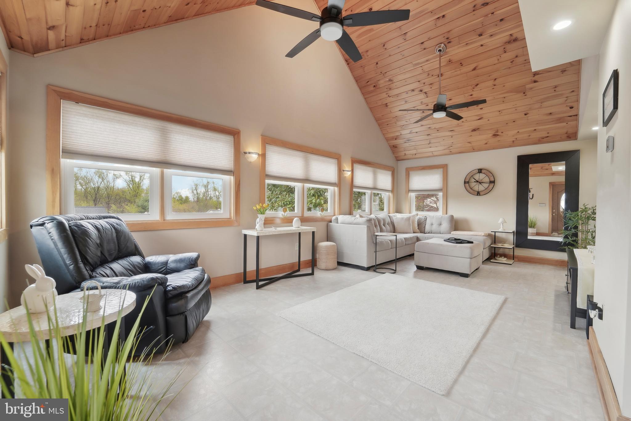 OAK SUMMIT - Residential