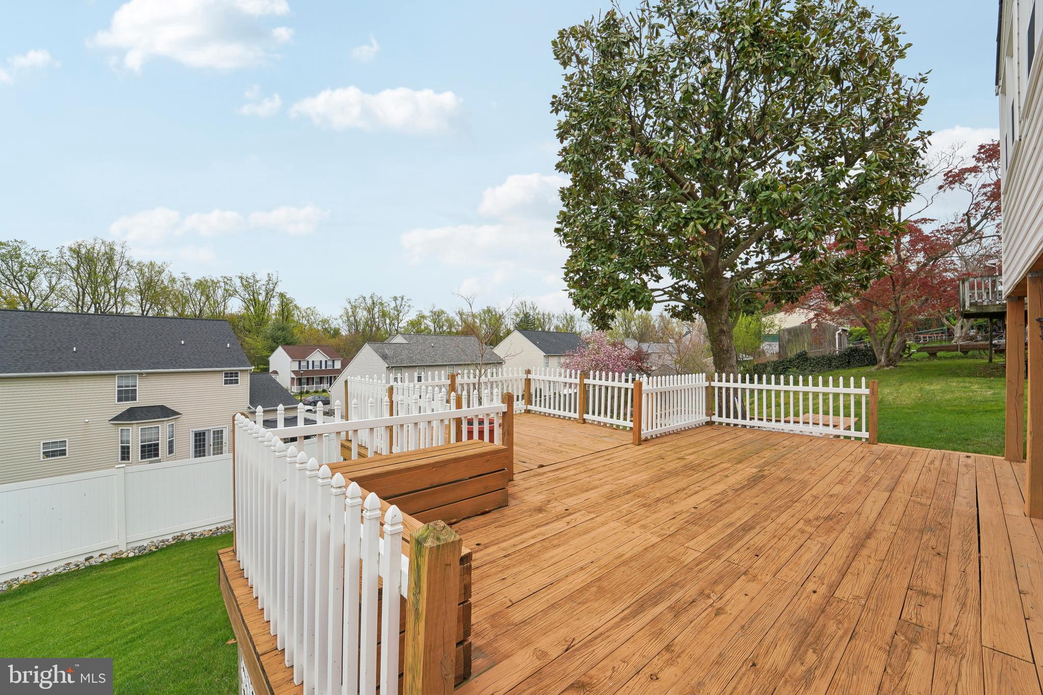 OAK SUMMIT - Residential