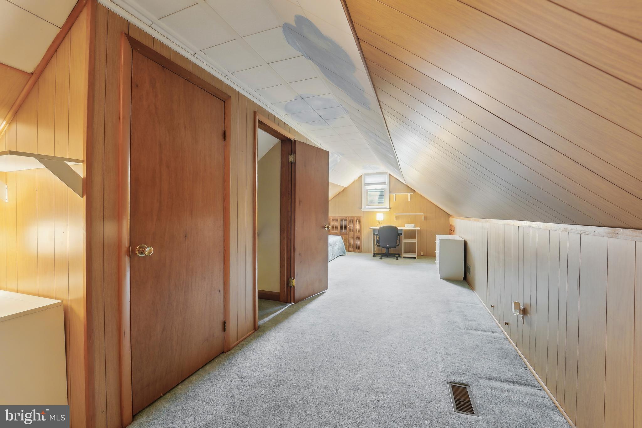 OAK SUMMIT - Residential