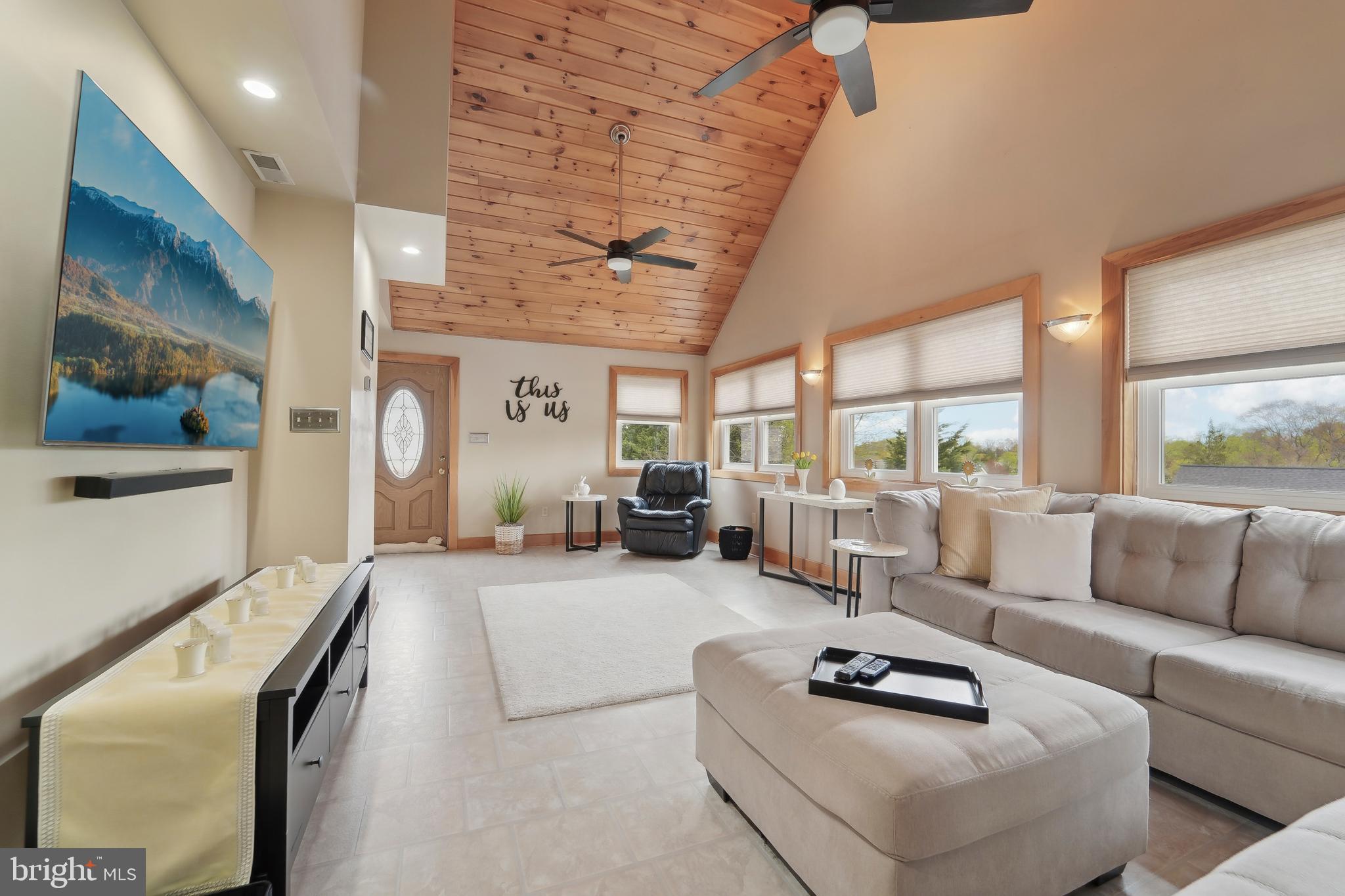 OAK SUMMIT - Residential