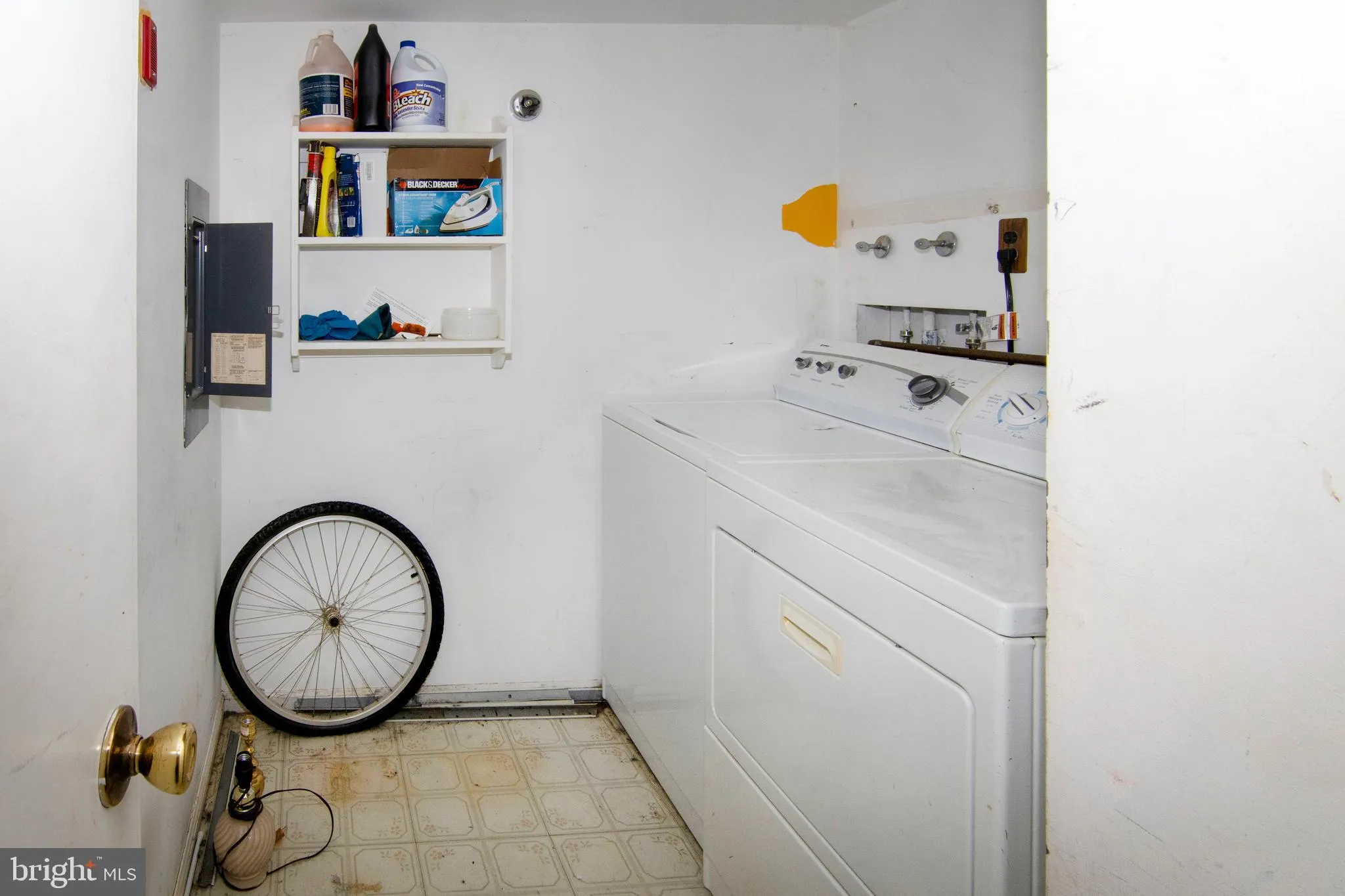 Turnersville, New Jersey 08012, United States, 2 Bedrooms Bedrooms, ,2 BathroomsBathrooms,Residential,Active,102353