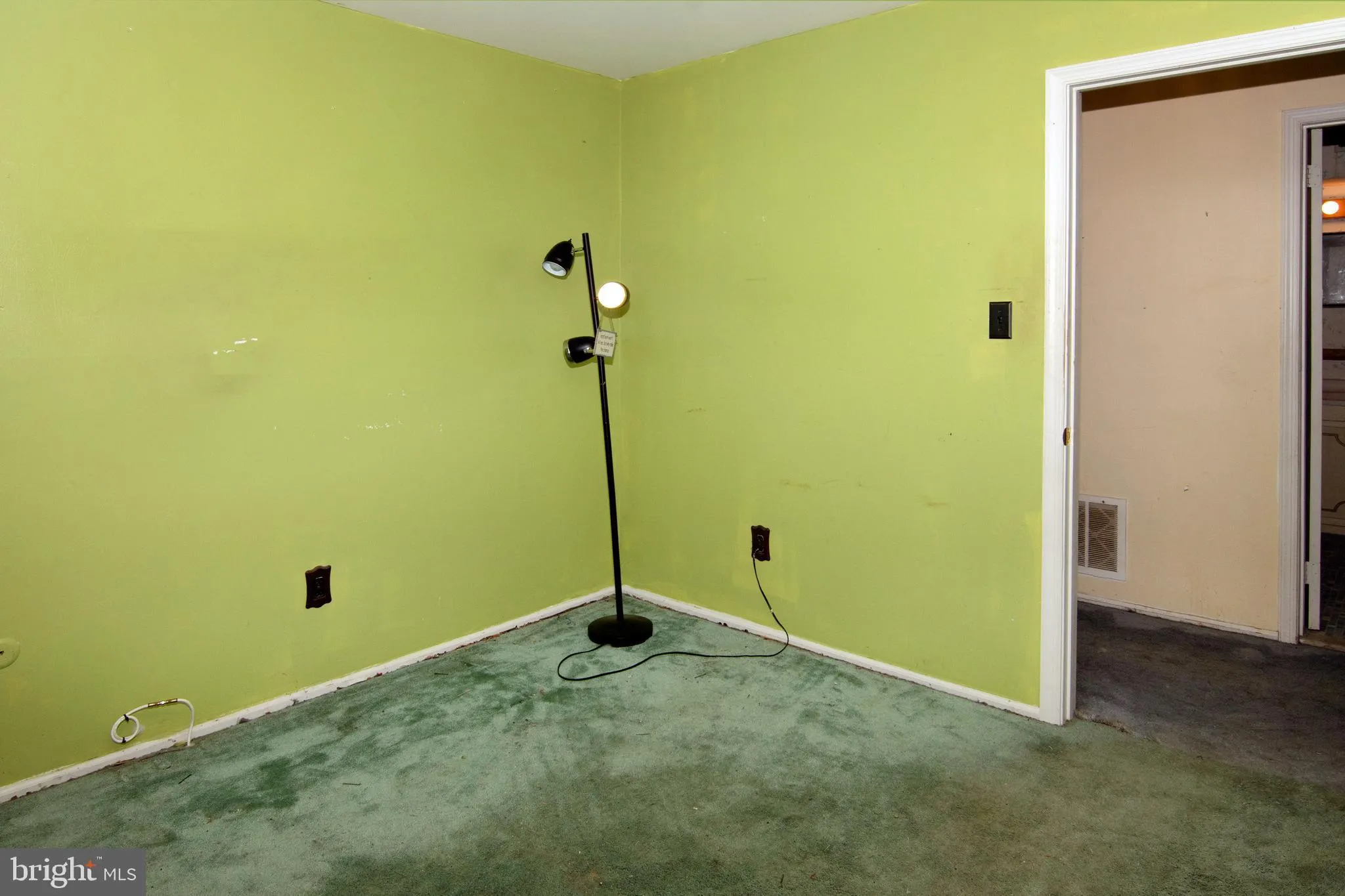 Turnersville, New Jersey 08012, United States, 2 Bedrooms Bedrooms, ,2 BathroomsBathrooms,Residential,Active,102353