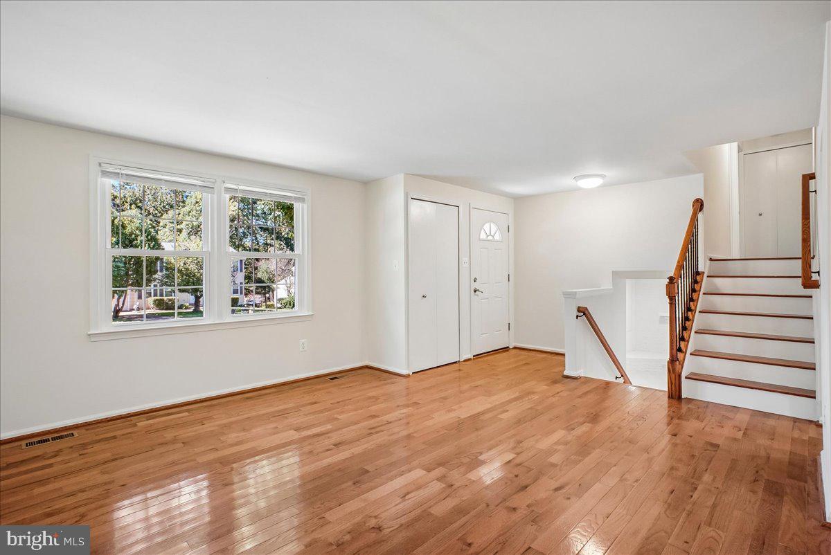 5045 KENERSON DRIVE