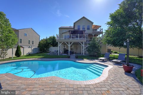 2703 BROWNLEE COURT LANHAM MD 20706