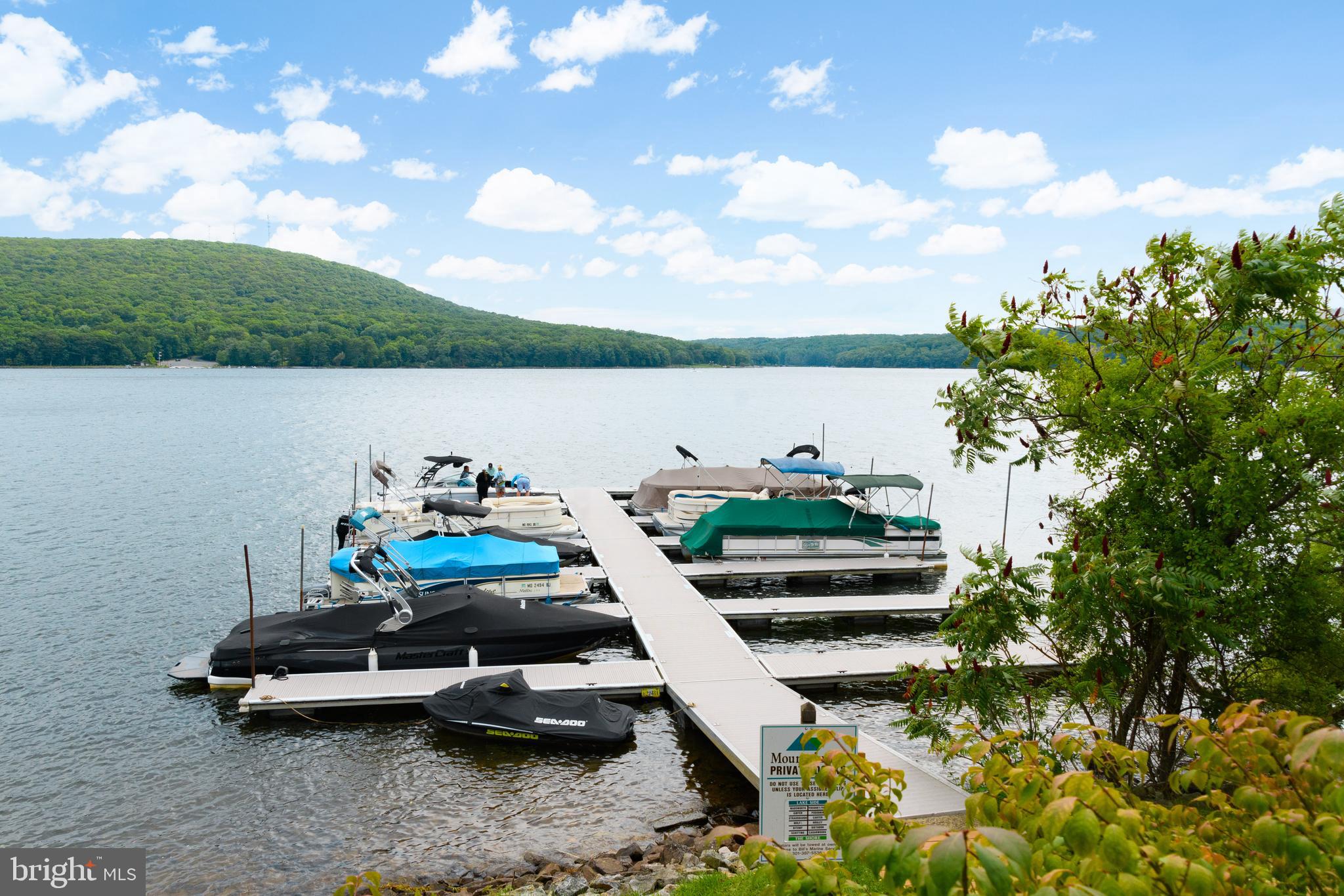 MOUNTAINSIDE - Residential