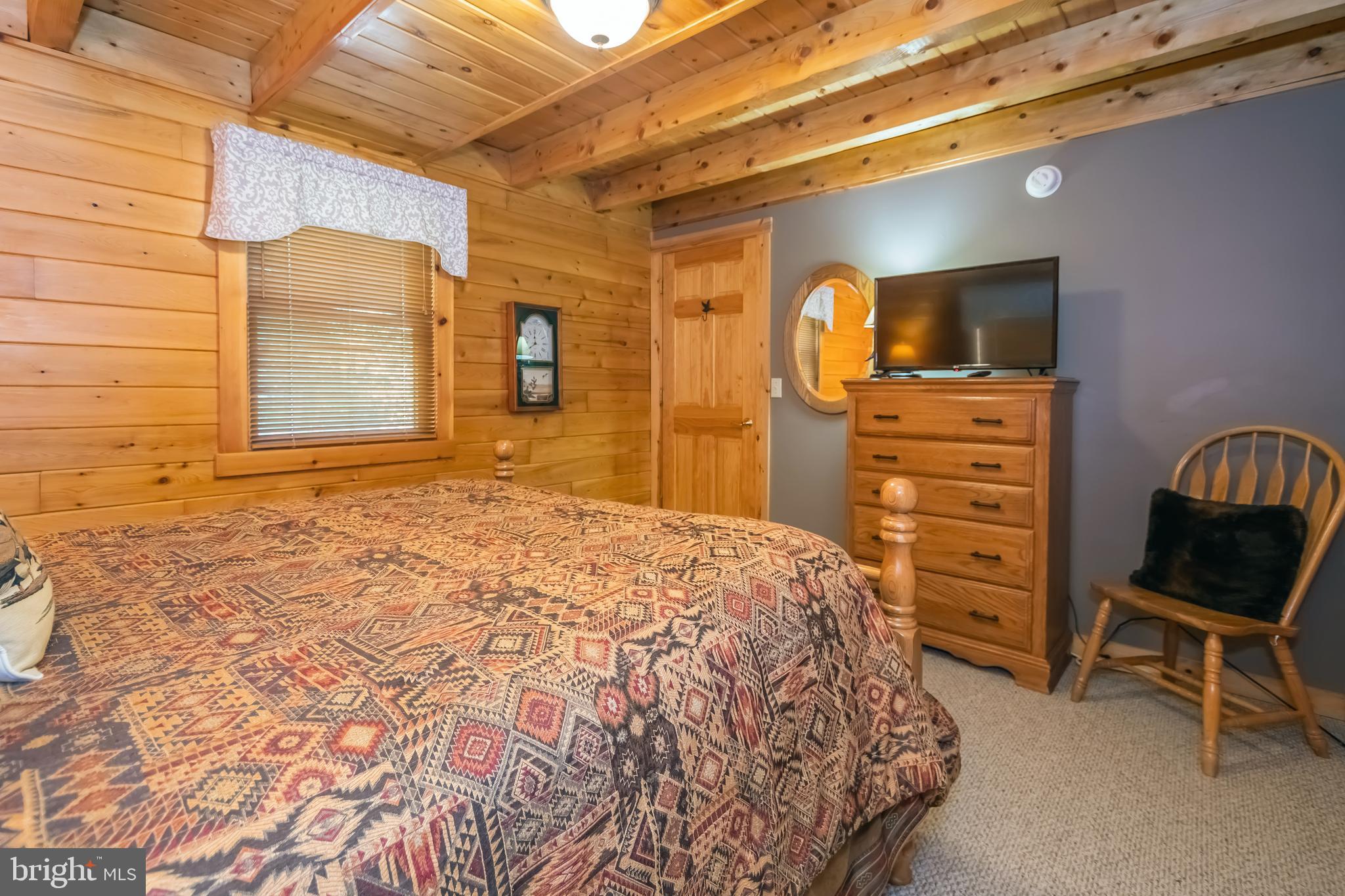 MOUNTAINSIDE - Residential