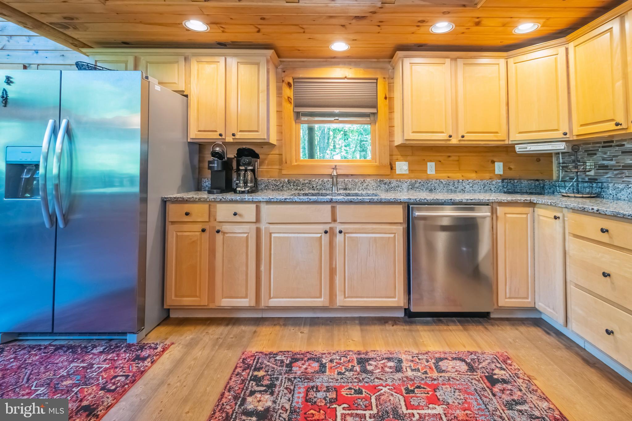 MOUNTAINSIDE - Residential