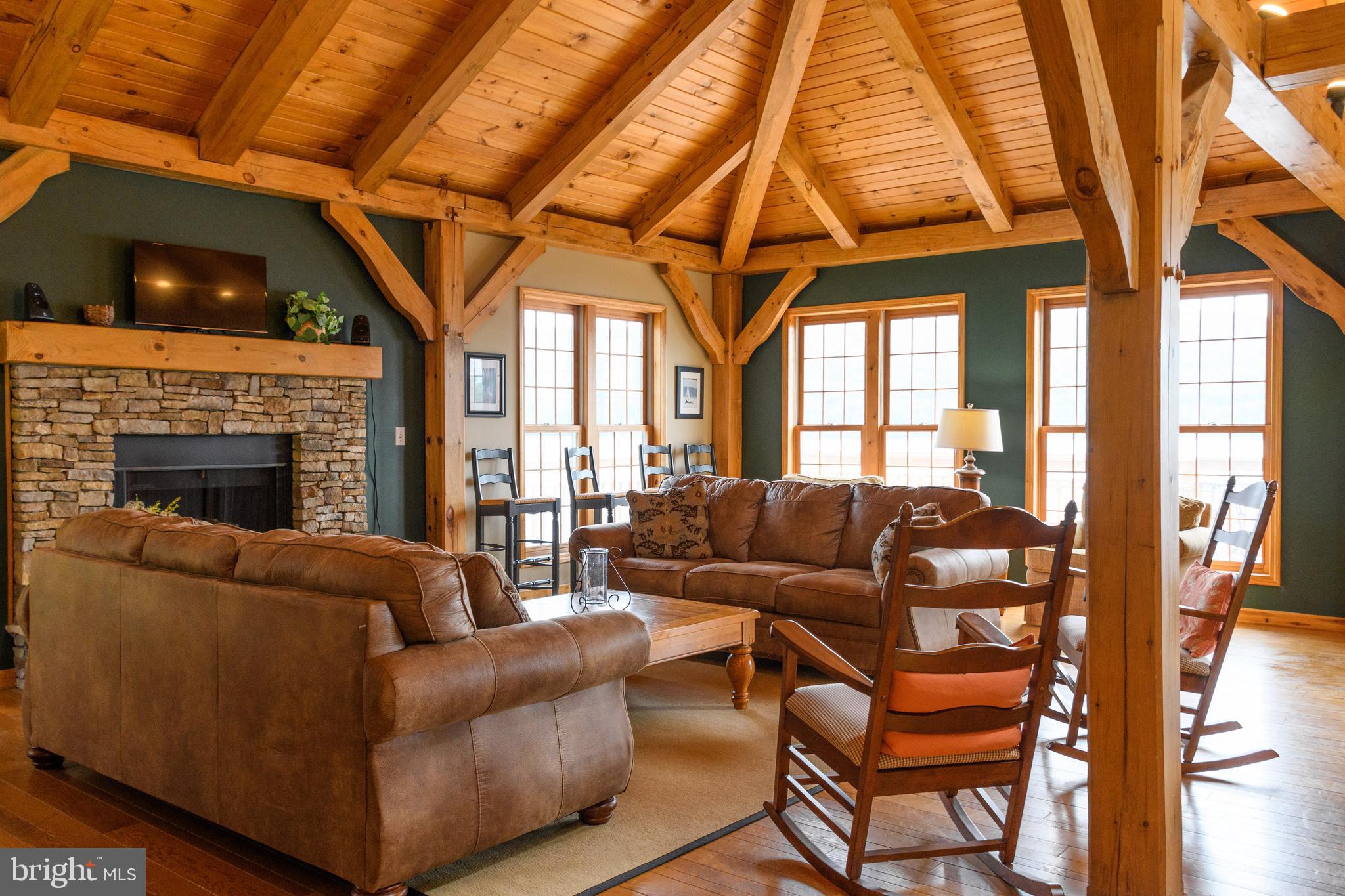 MOUNTAINSIDE - Residential