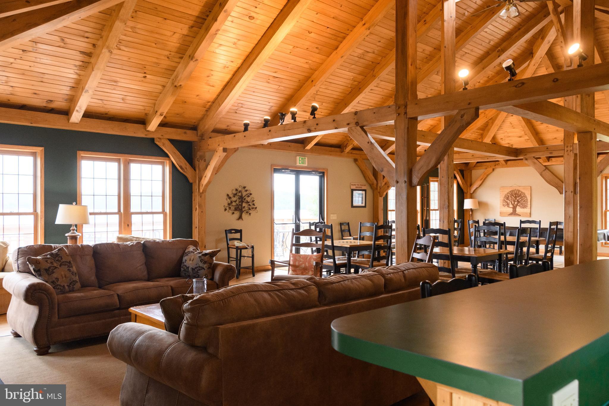 MOUNTAINSIDE - Residential