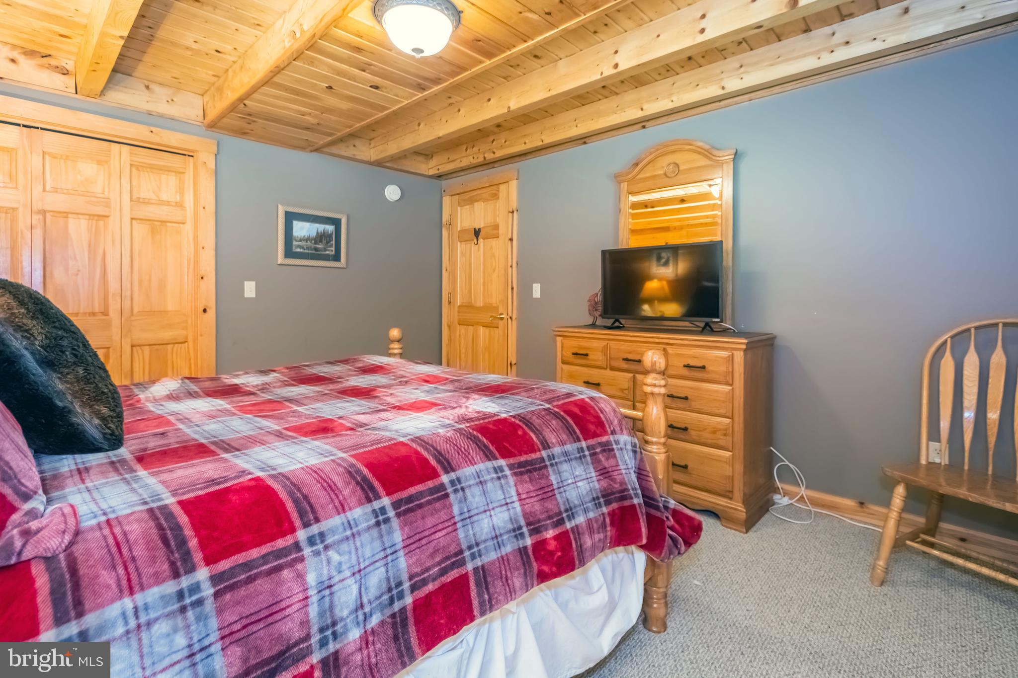 MOUNTAINSIDE - Residential