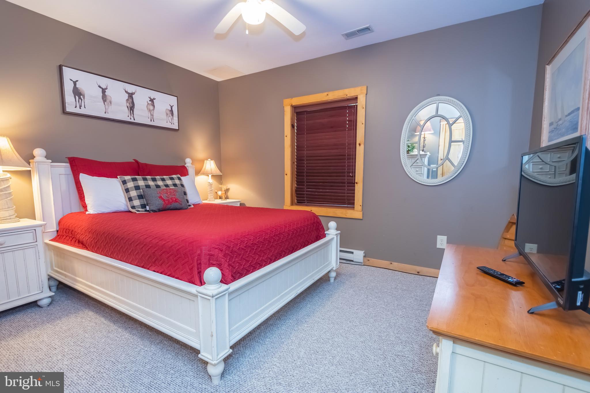 MOUNTAINSIDE - Residential