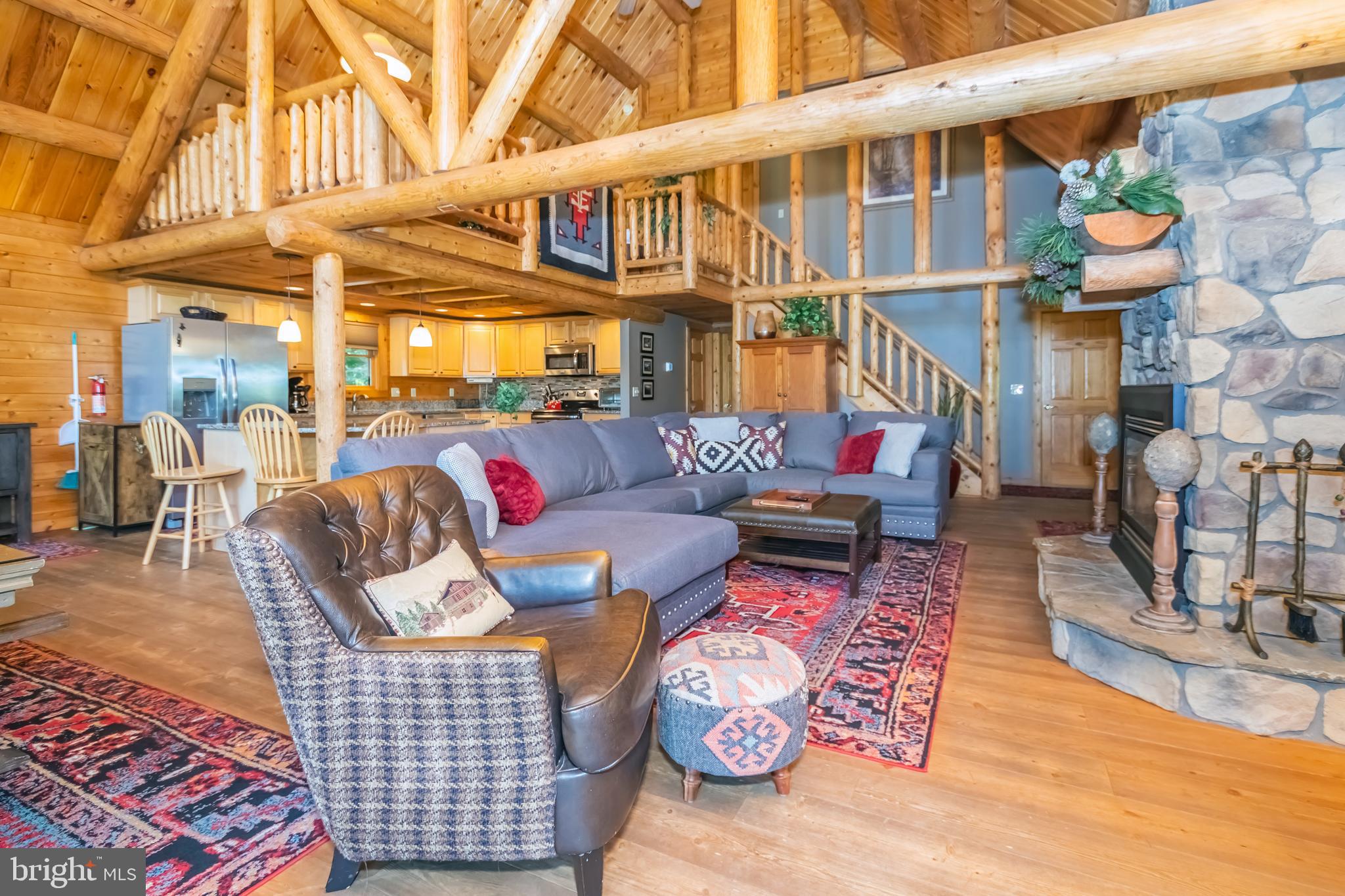 MOUNTAINSIDE - Residential