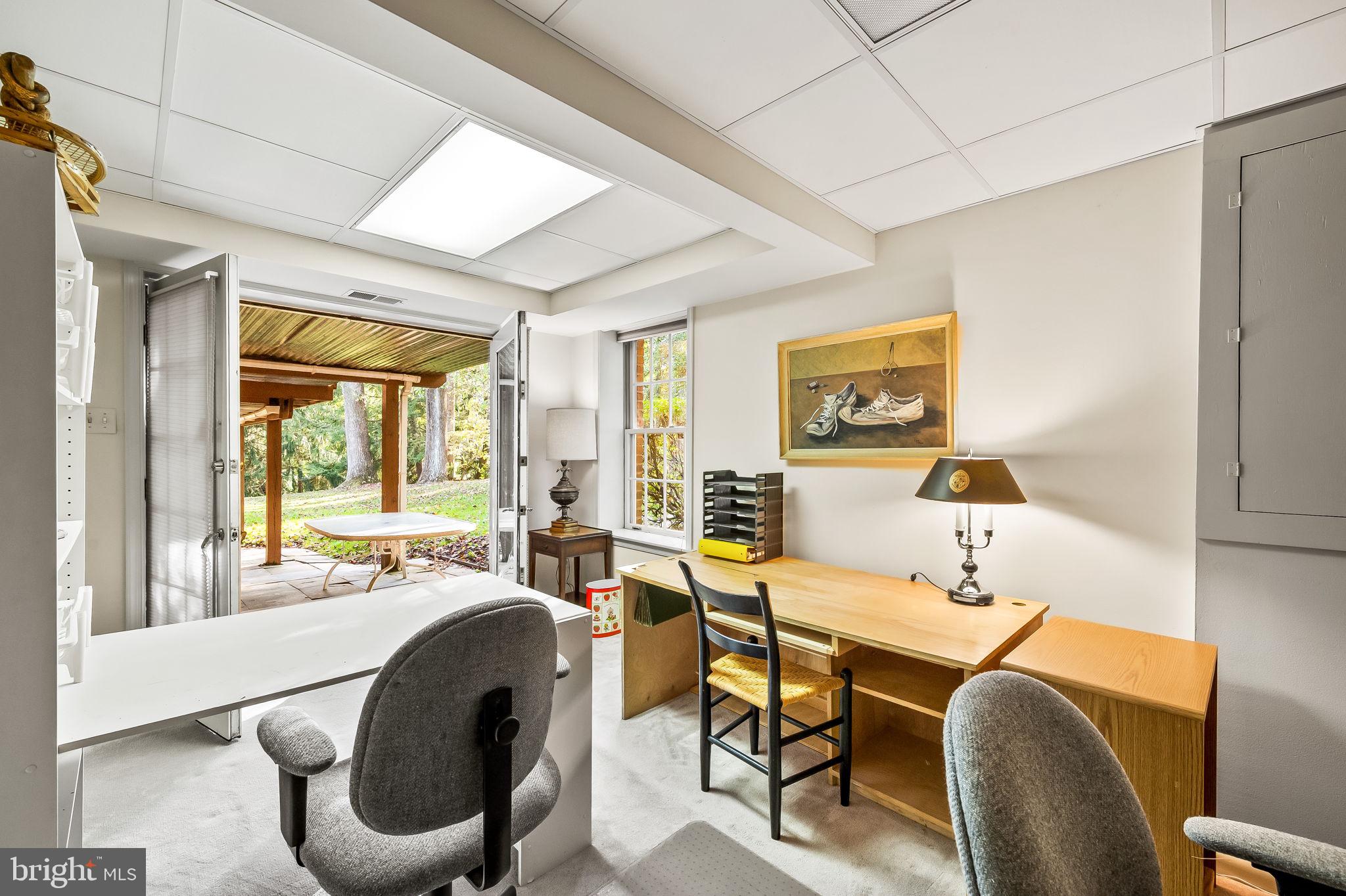 RUXTON HILLS - Residential