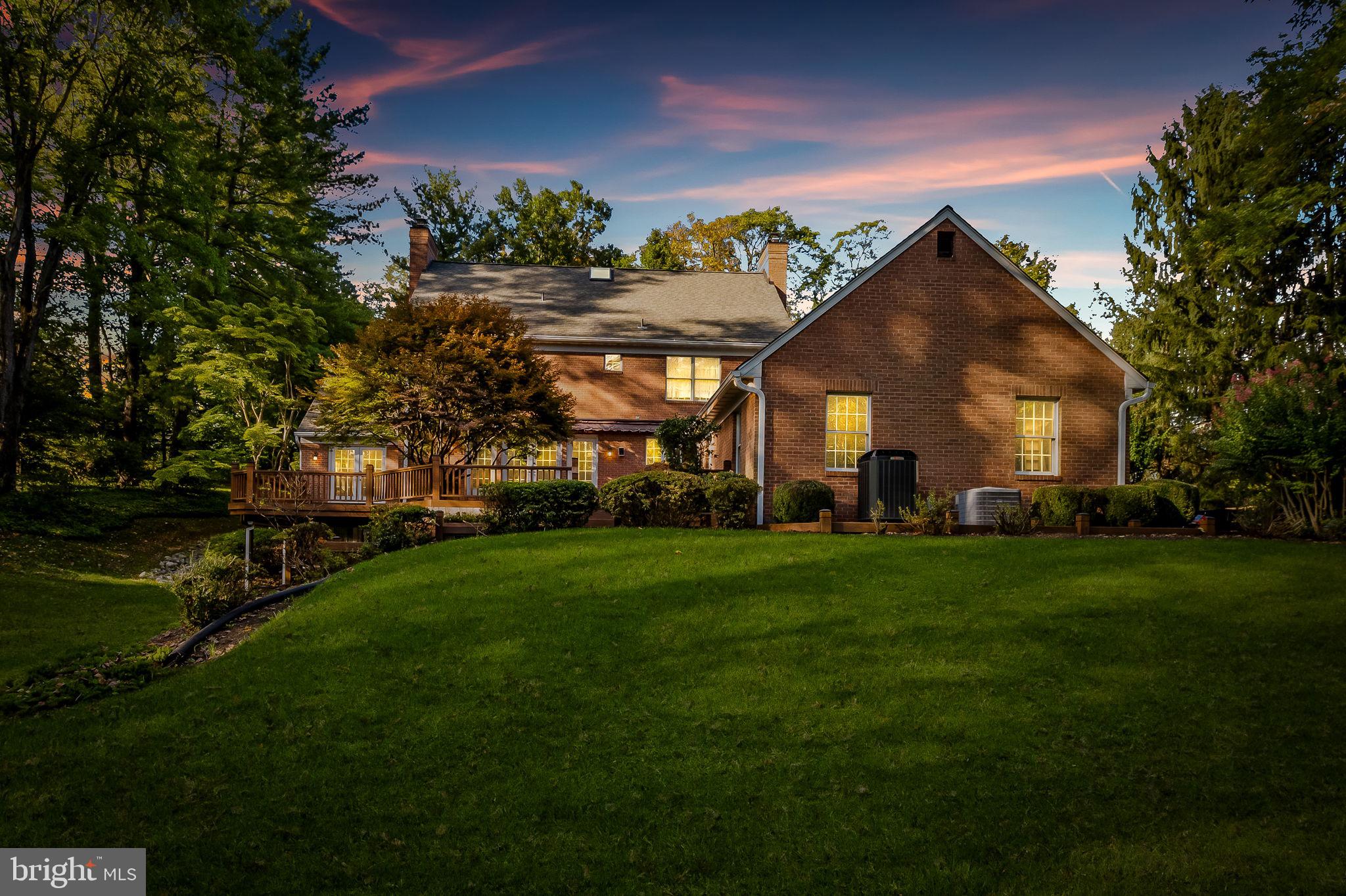 RUXTON HILLS - Residential