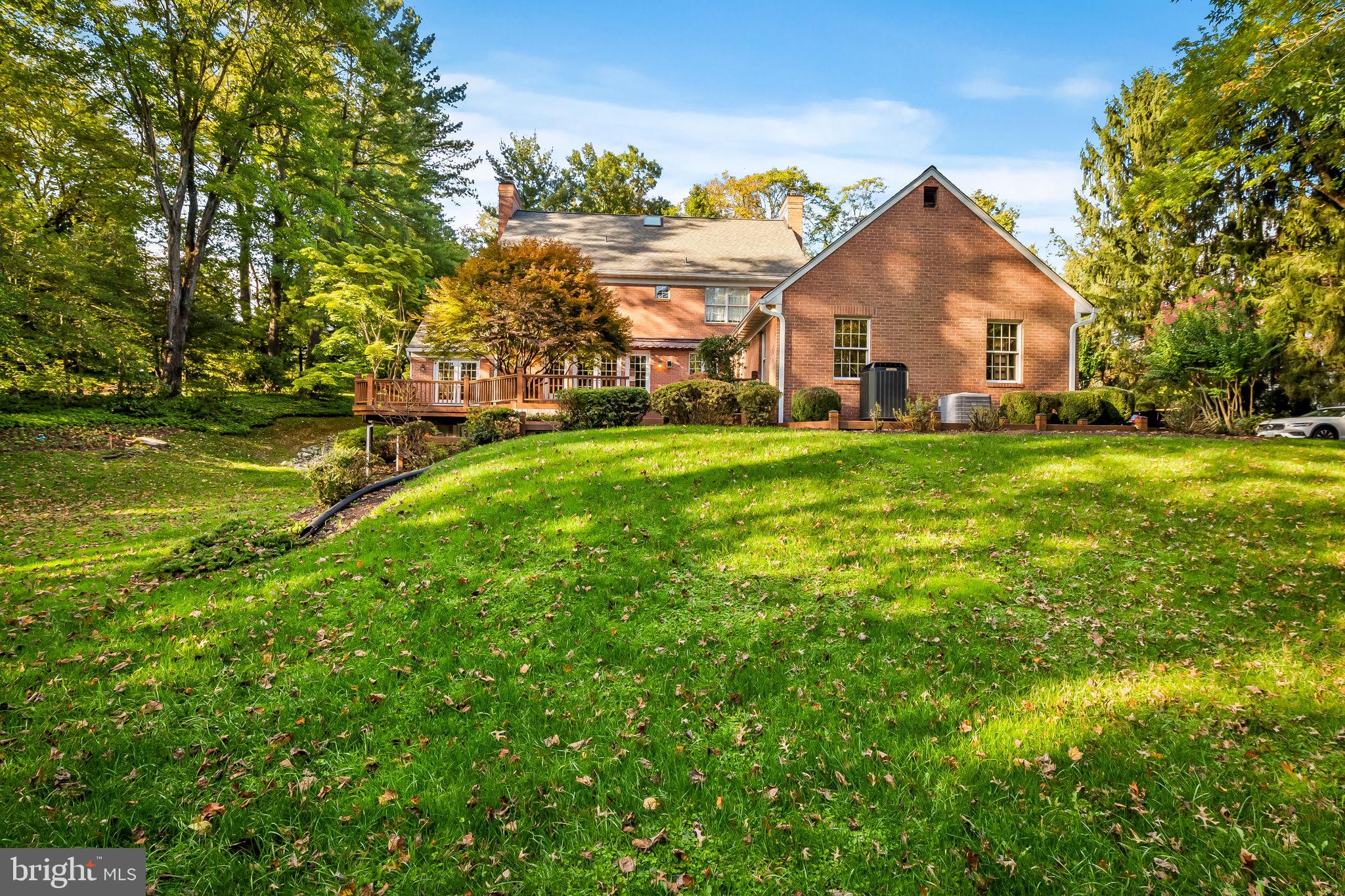 RUXTON HILLS - Residential