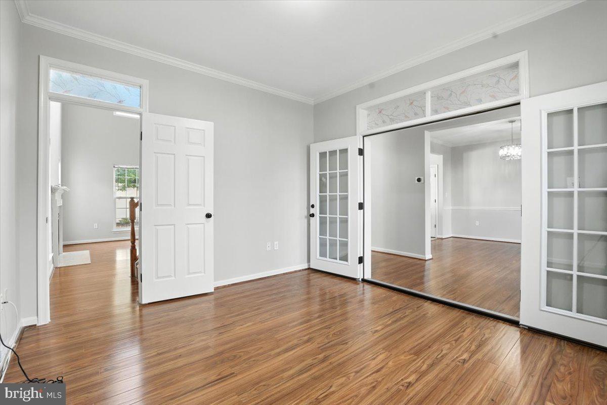 SIGNATURE AT BROADLANDS - Residential Lease