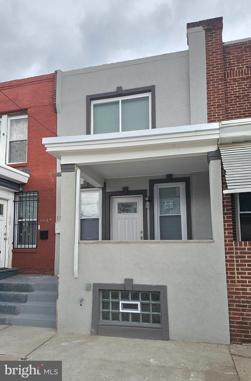 Welcome to your dream home at 1949 Haworth St! This fully renovated 2-bedroom, 1-bathroom townhouse boasts modern amenities while retaining its classic charm. Step inside to find a spacious open-concept living area with gleaming marble floors, a brand-new gourmet kitchen featuring matching appliances, granite countertops, and custom cabinetry. The bedrooms are generously sized with ample closet space. The updated bathroom includes contemporary fixtures and finishes. Enjoy outdoor living with a private, fenced-in backyard perfect for entertaining.

This home is located in a vibrant neighborhood, close to shopping, dining, and public transportation, making it a convenient and stylish place to call home. Don't miss out on this incredible opportunity!