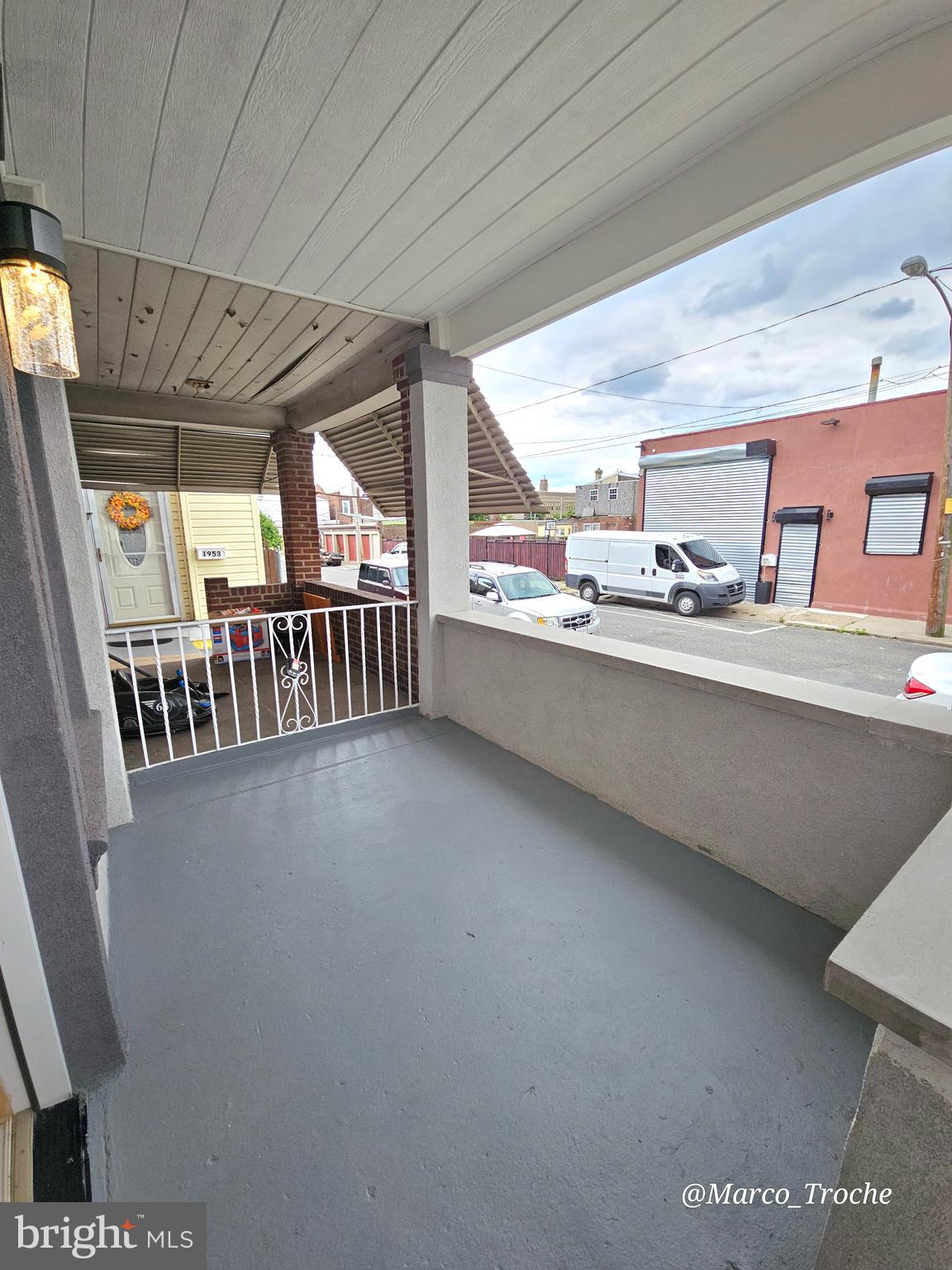 FRANKFORD - Residential