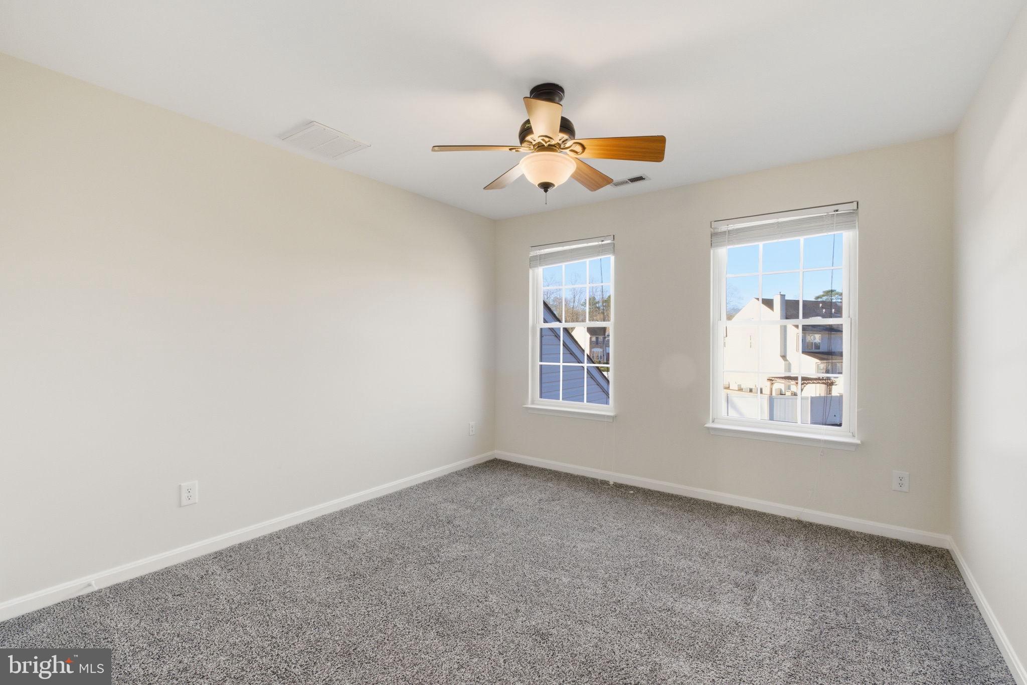 VICTORIA FOREST - Residential