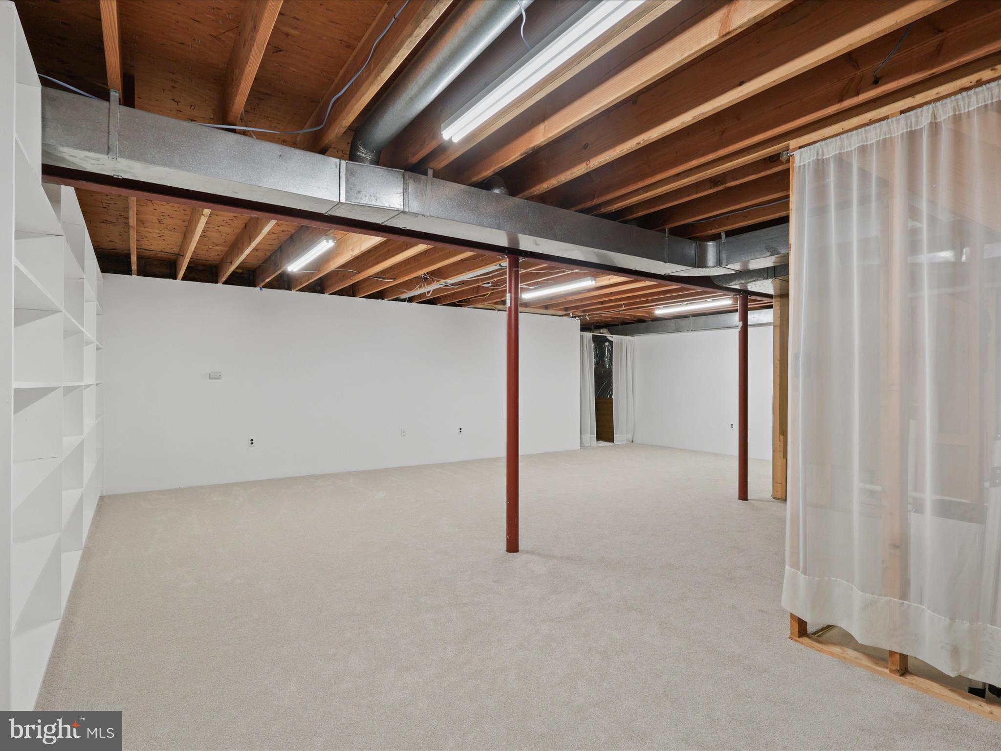 SOMERSET SOUTH - Residential Lease