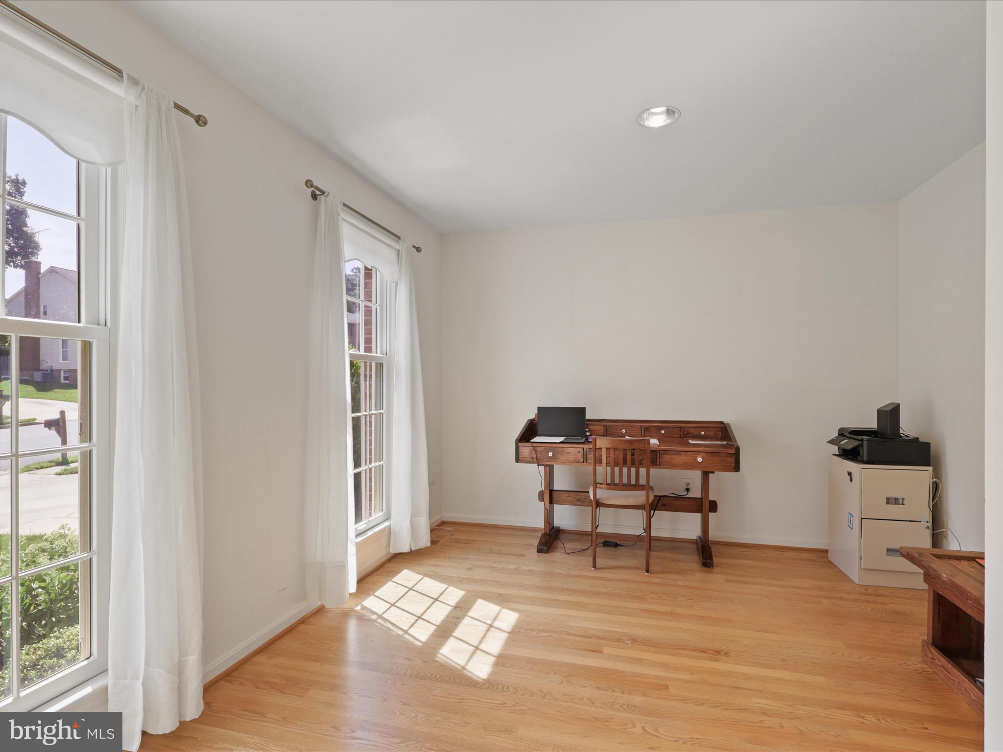 SOMERSET SOUTH - Residential Lease