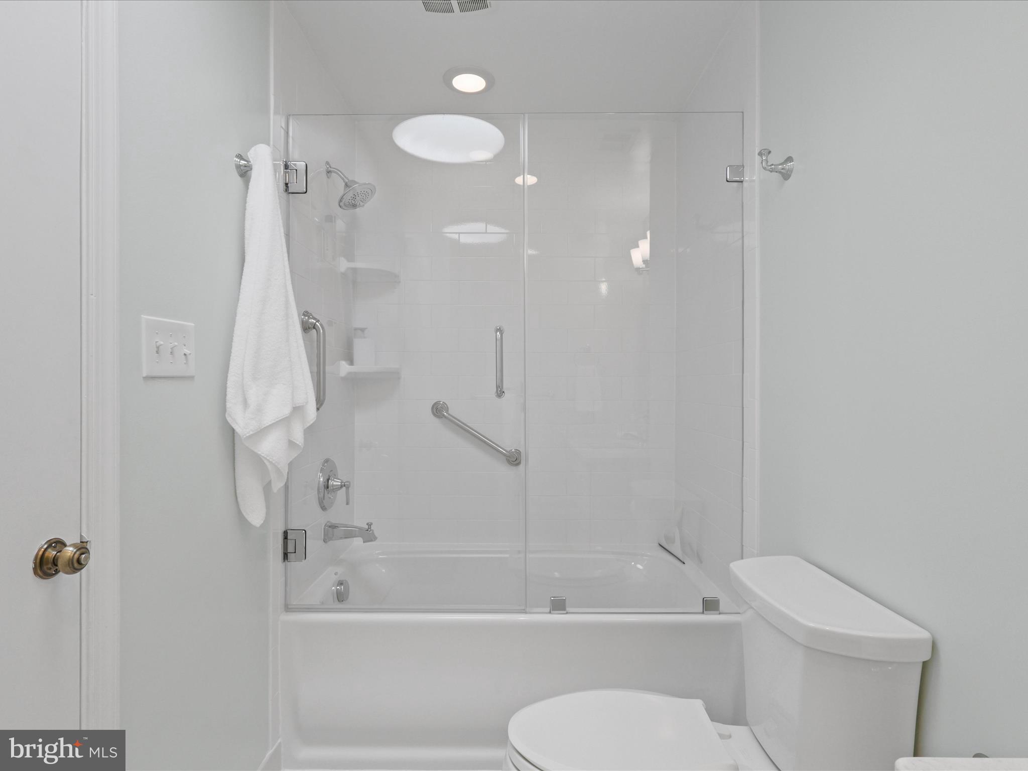 SOMERSET SOUTH - Residential Lease