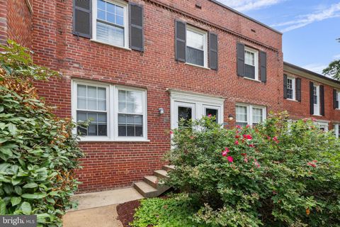2600 16TH STREET S 711 ARLINGTON VA 22204