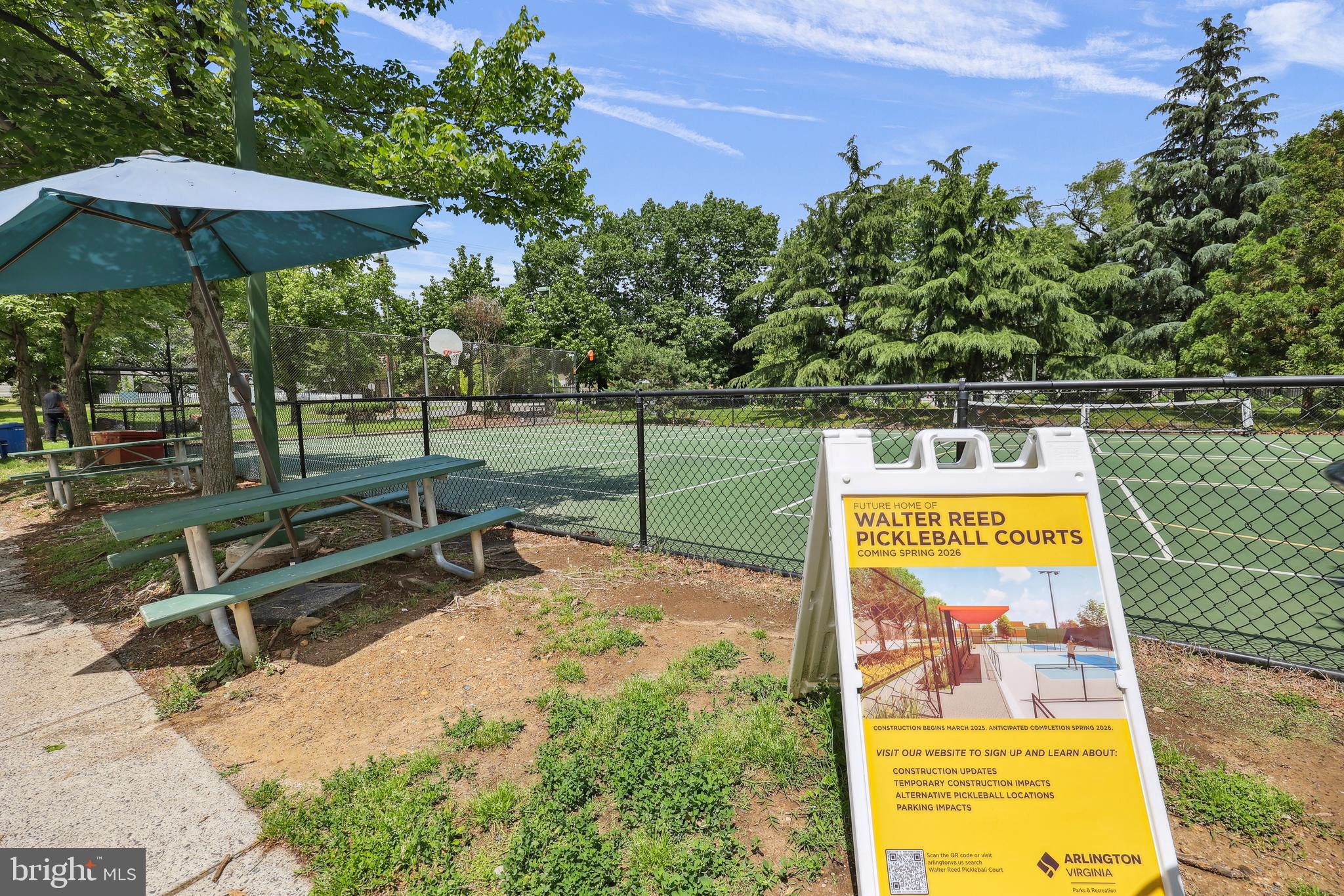 ARLINGTON VILLAGE COURTYARD - Residential