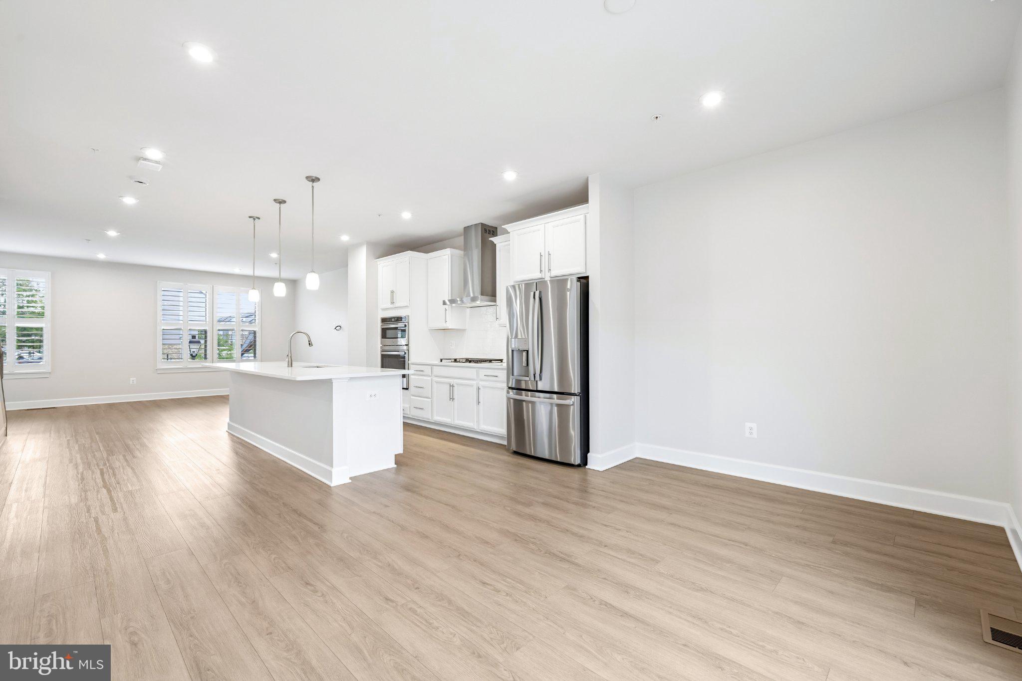 12614 KNOTTWOOD LANE