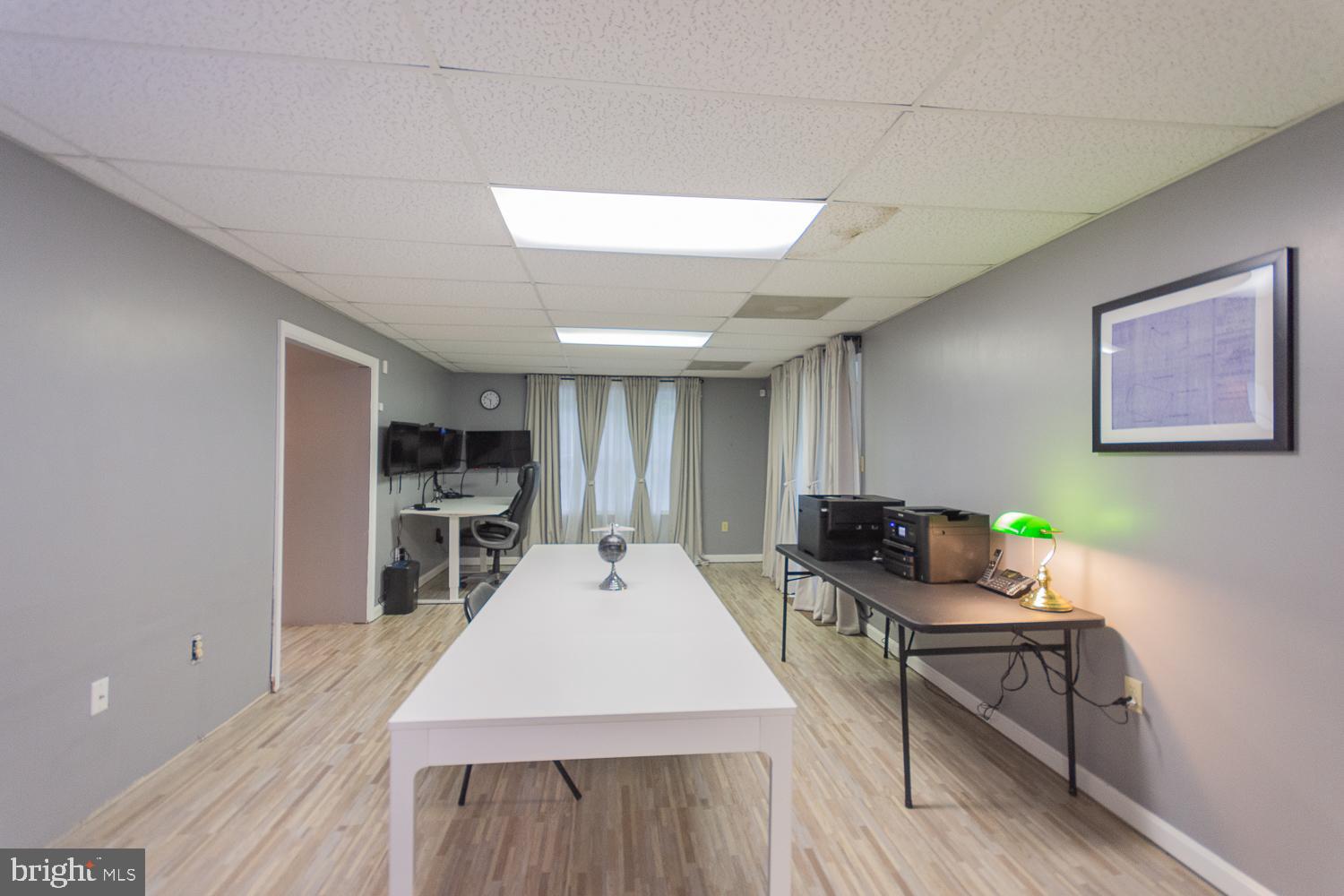 SHANNONDALE - Residential Lease